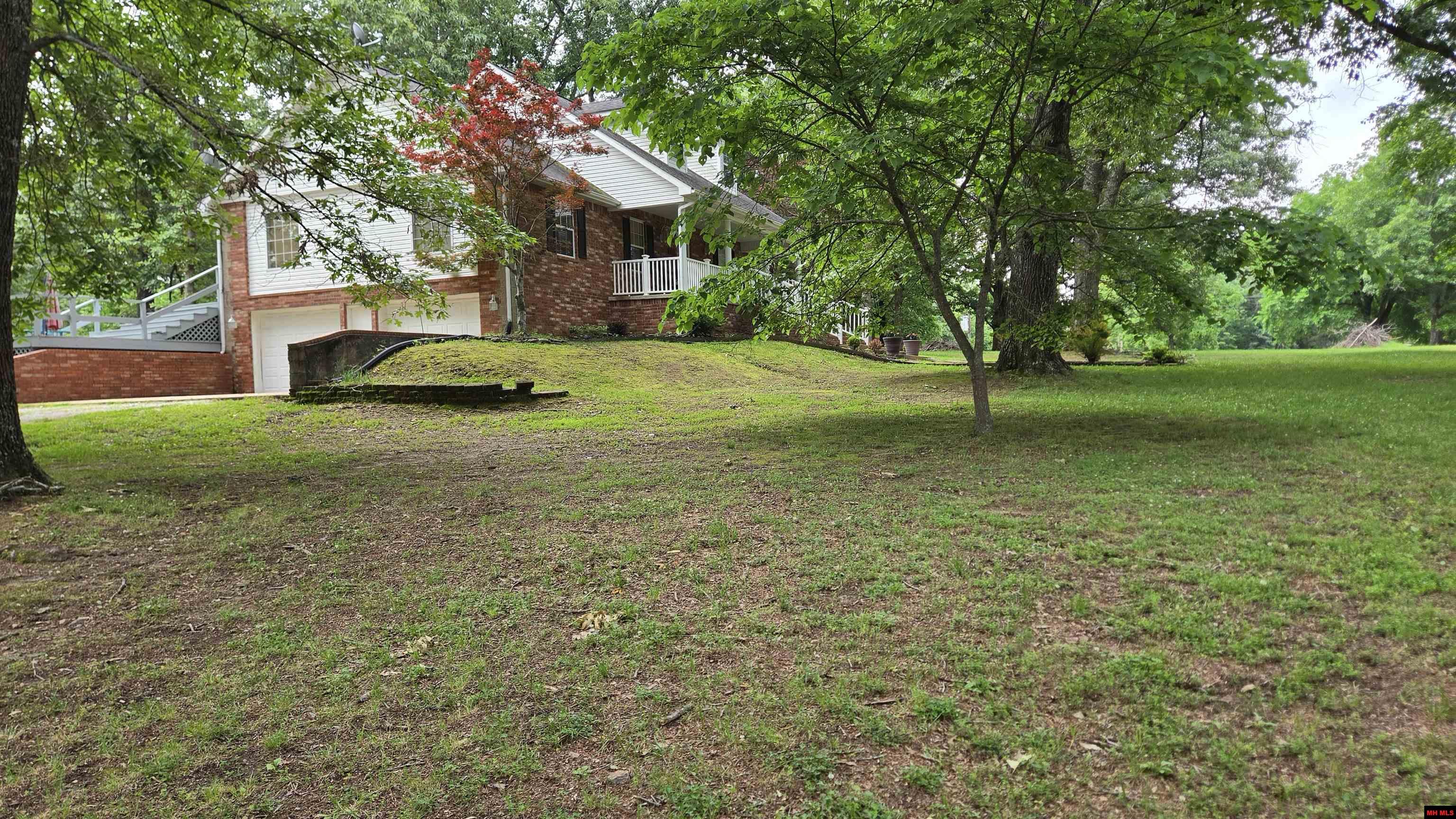 101 Fair Oaks Lane