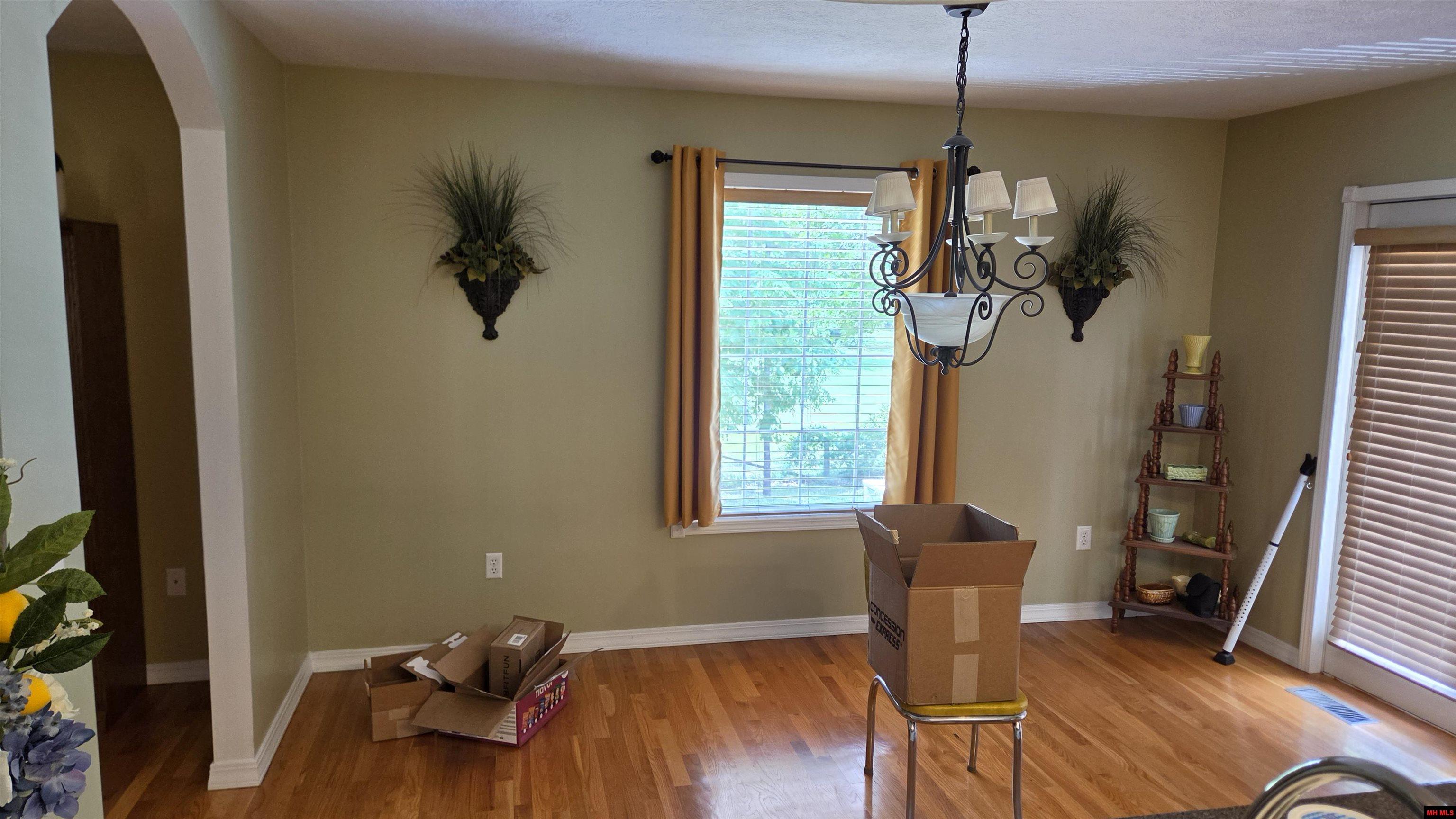 101 Fair Oaks Lane