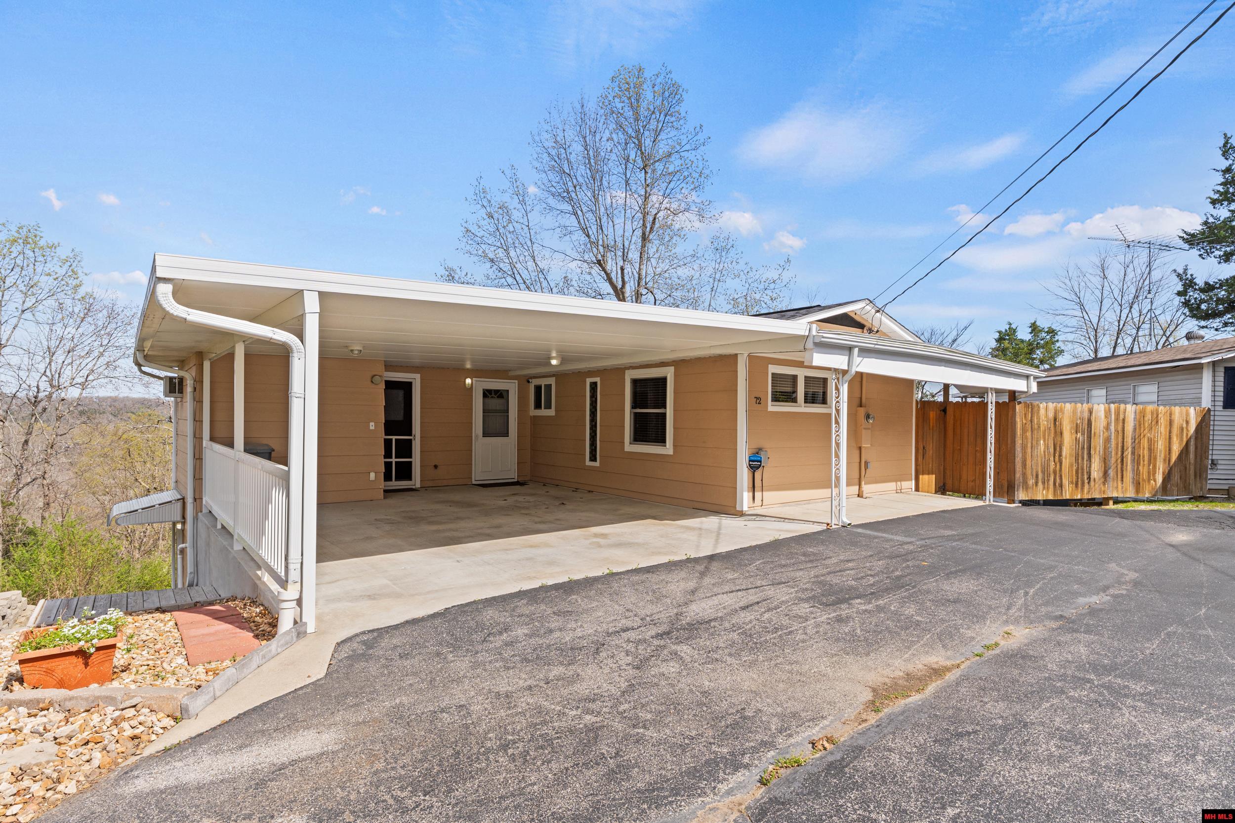 72 Sunflower Lane