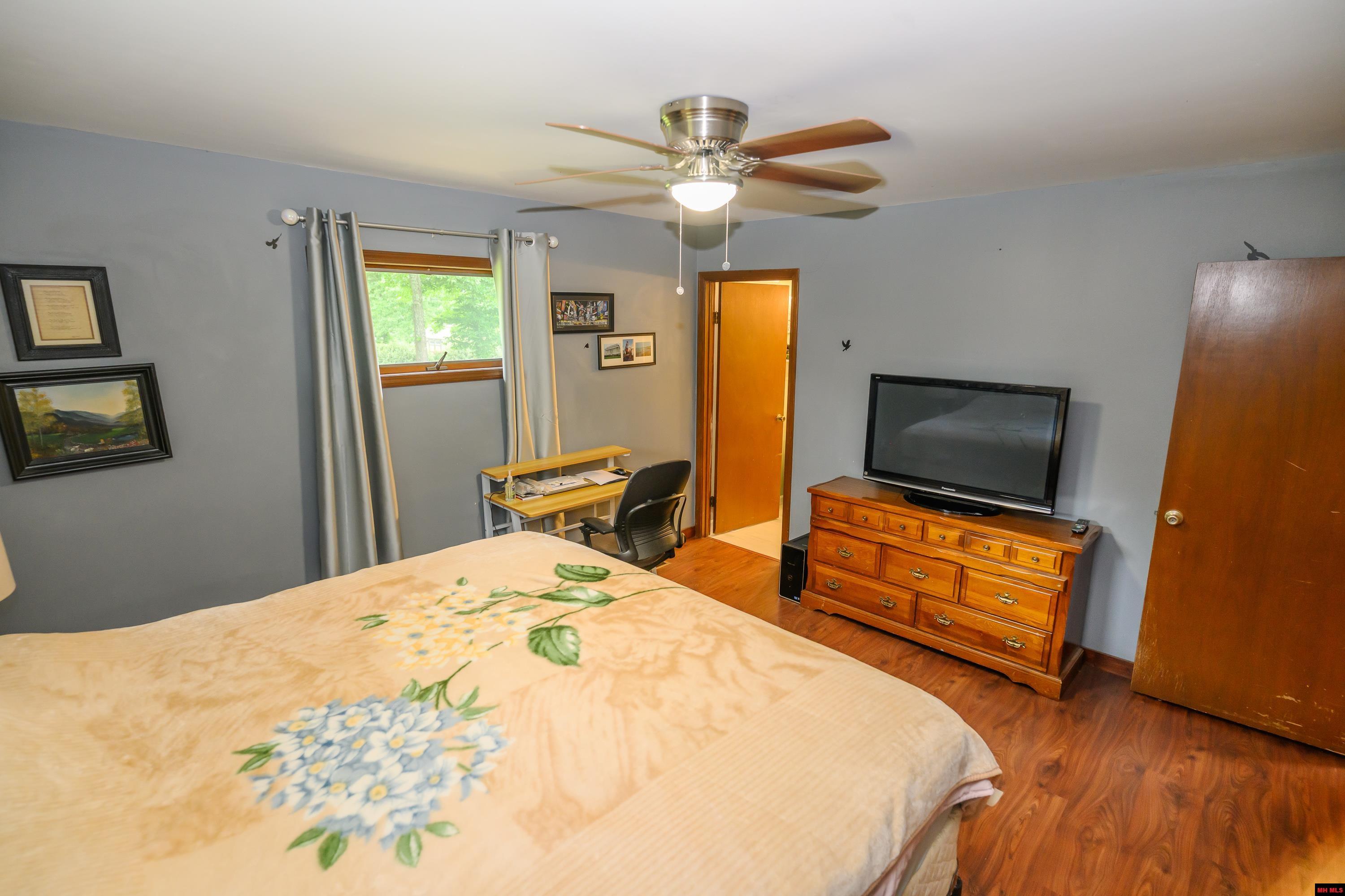 90 CHERRY BLOSSOM DRIVE Mountain Home, AR