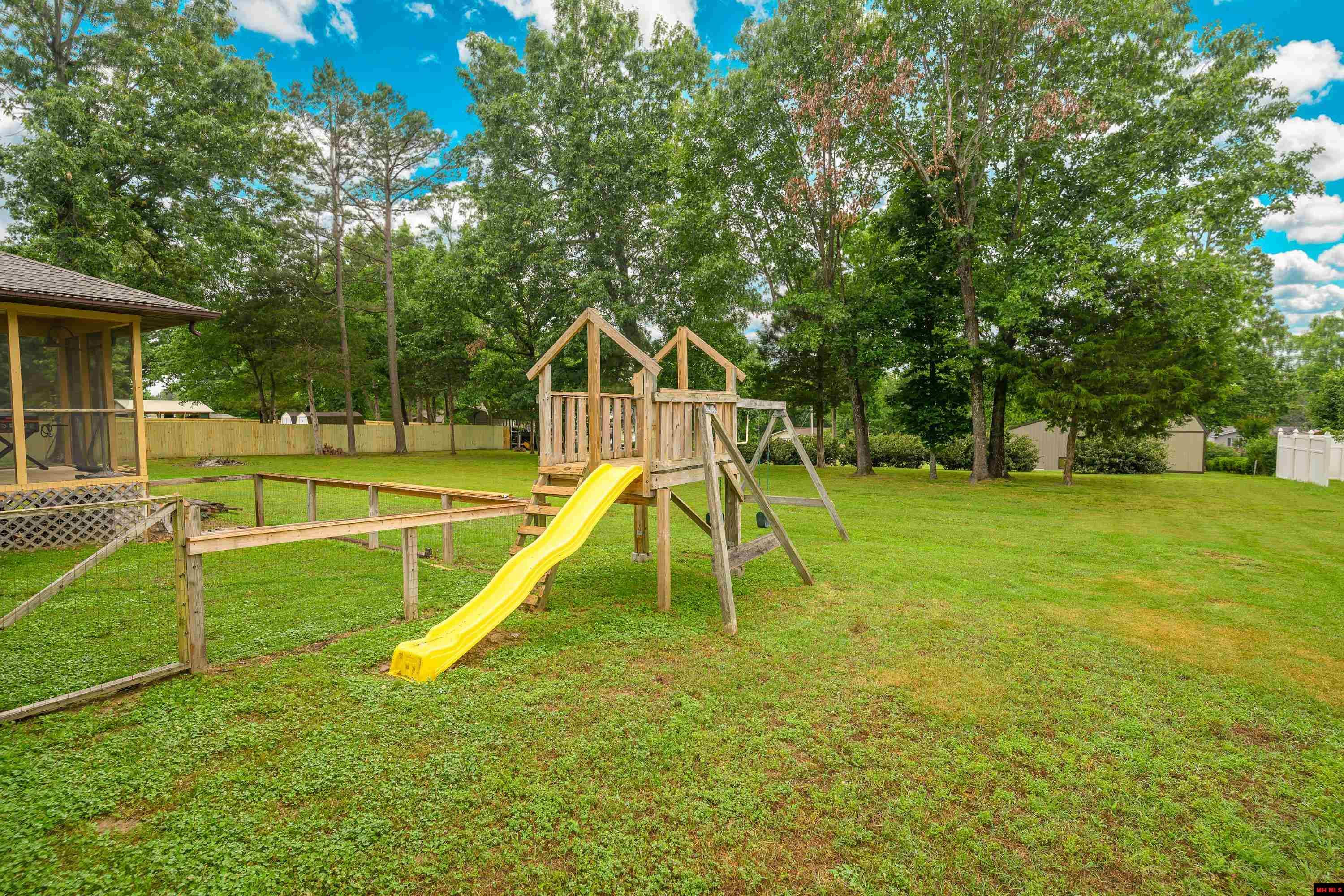 90 CHERRY BLOSSOM DRIVE Mountain Home, AR