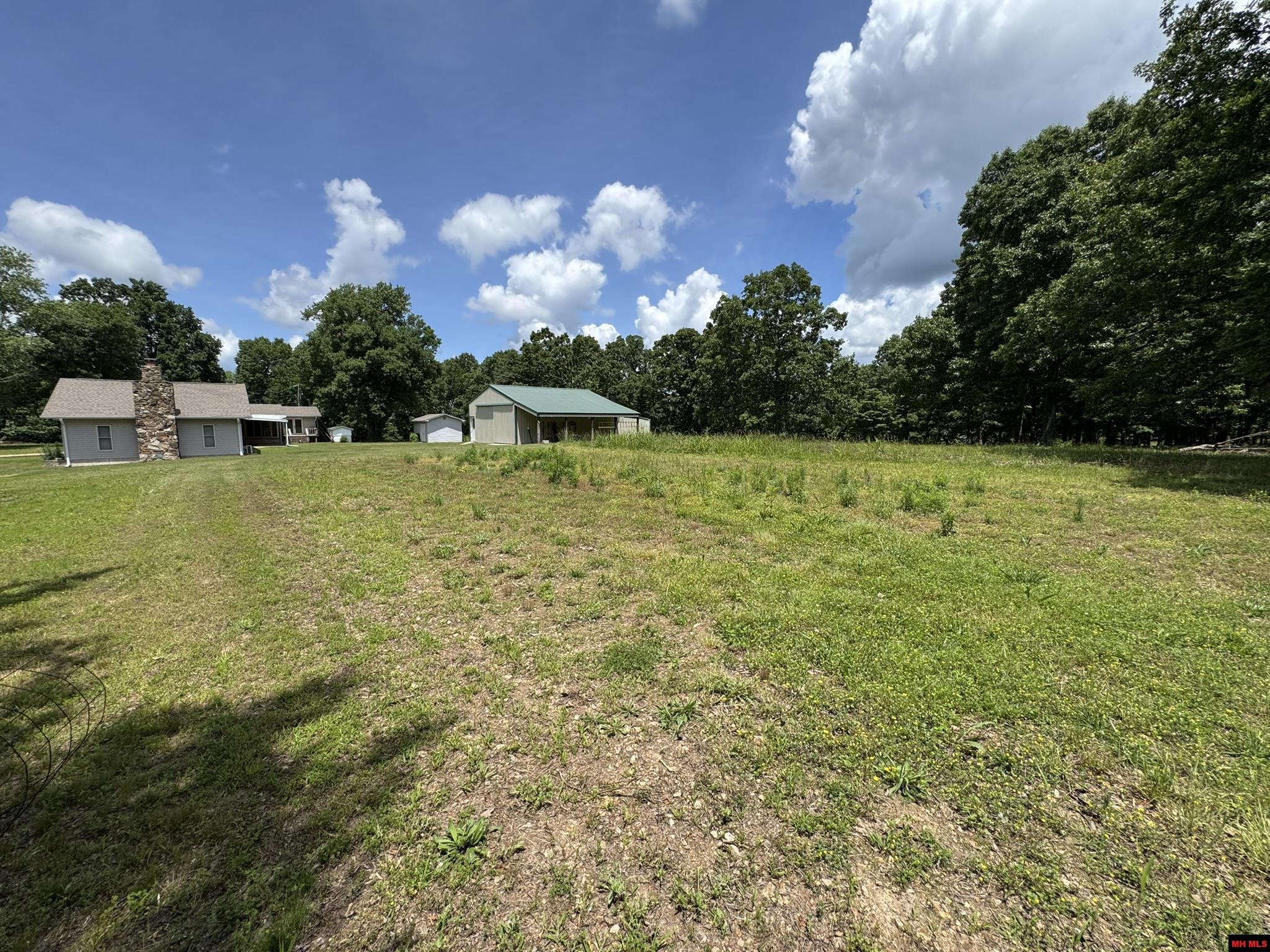 12547 Hwy 201 North