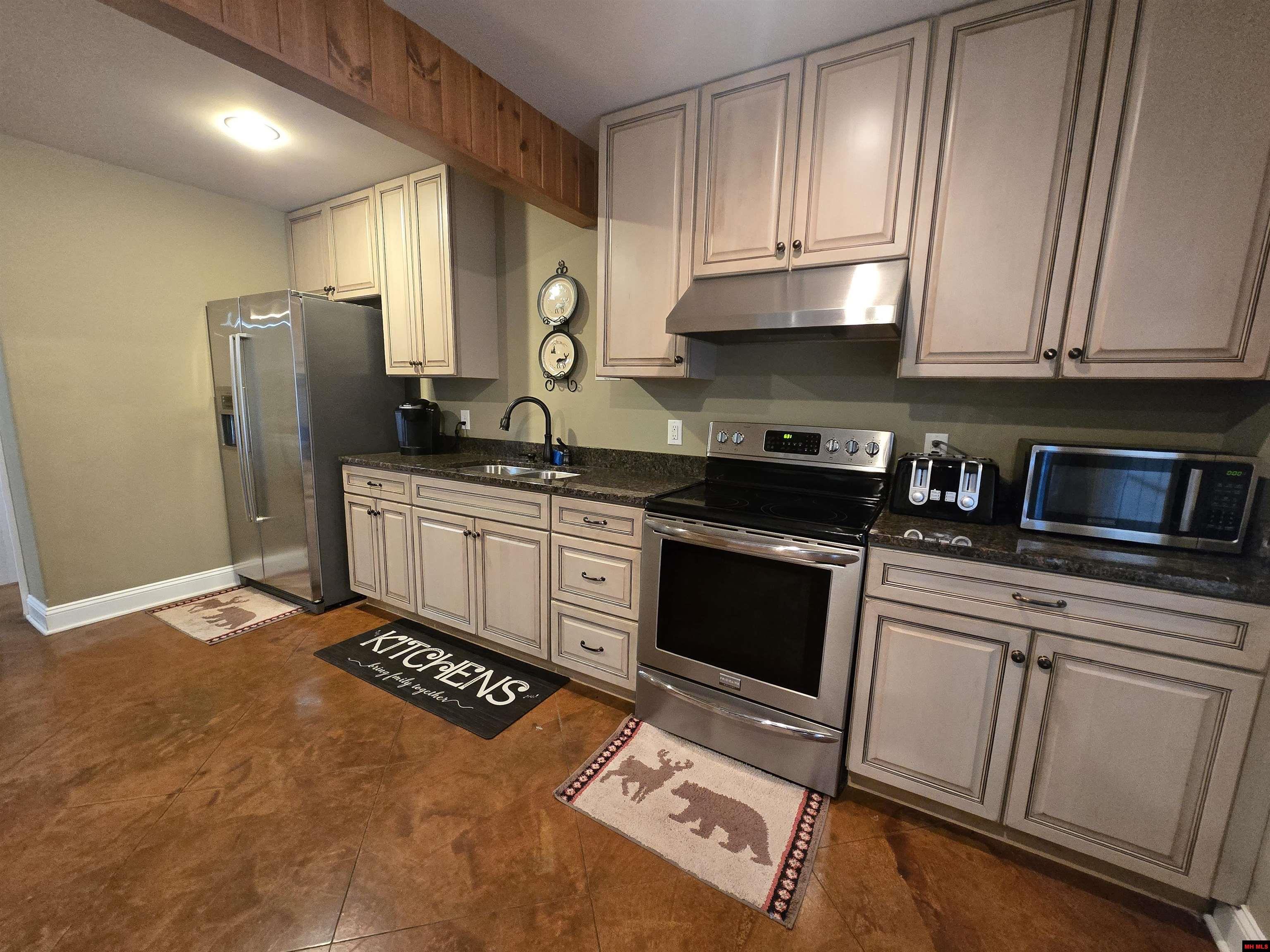 205 Cooper Kate Trail