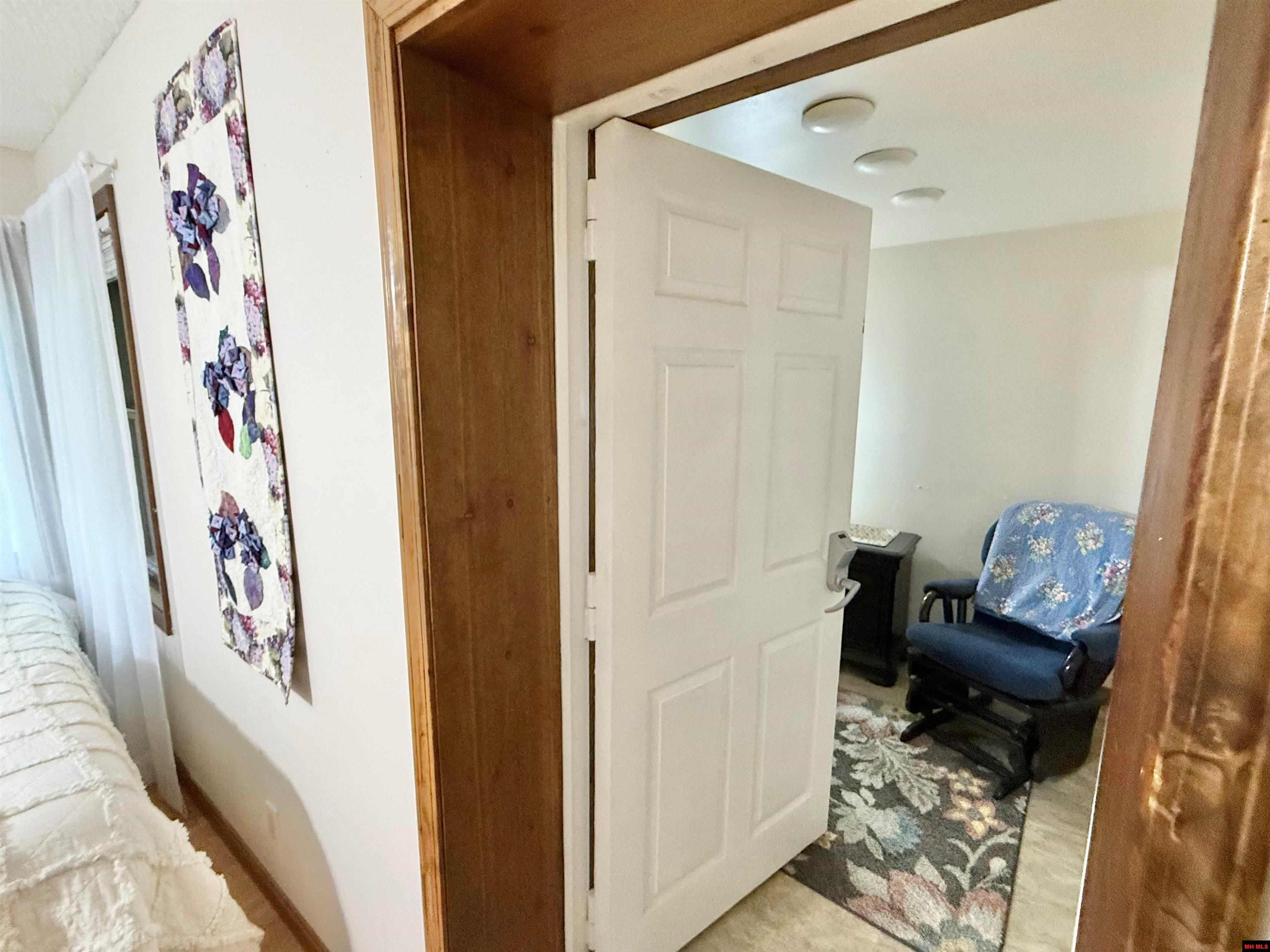 80 Amberwood Lane