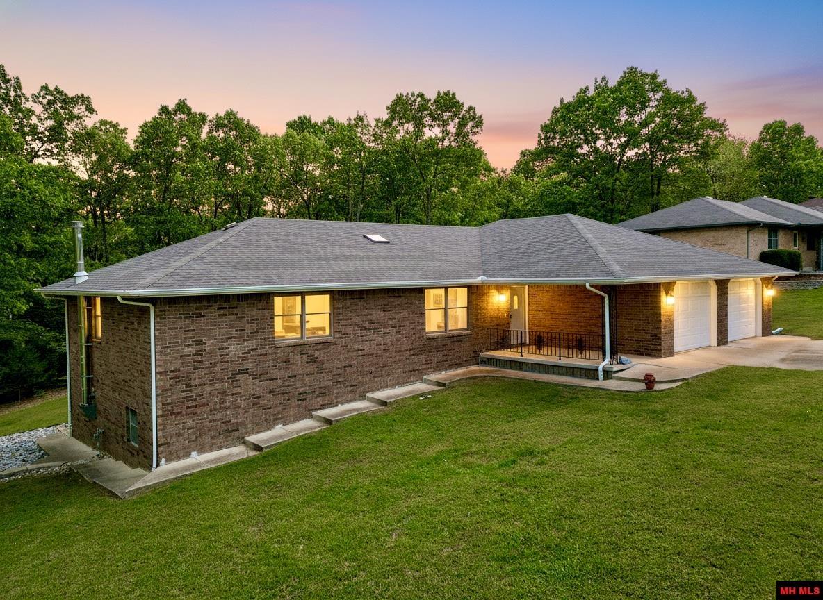 141 Winding Lane