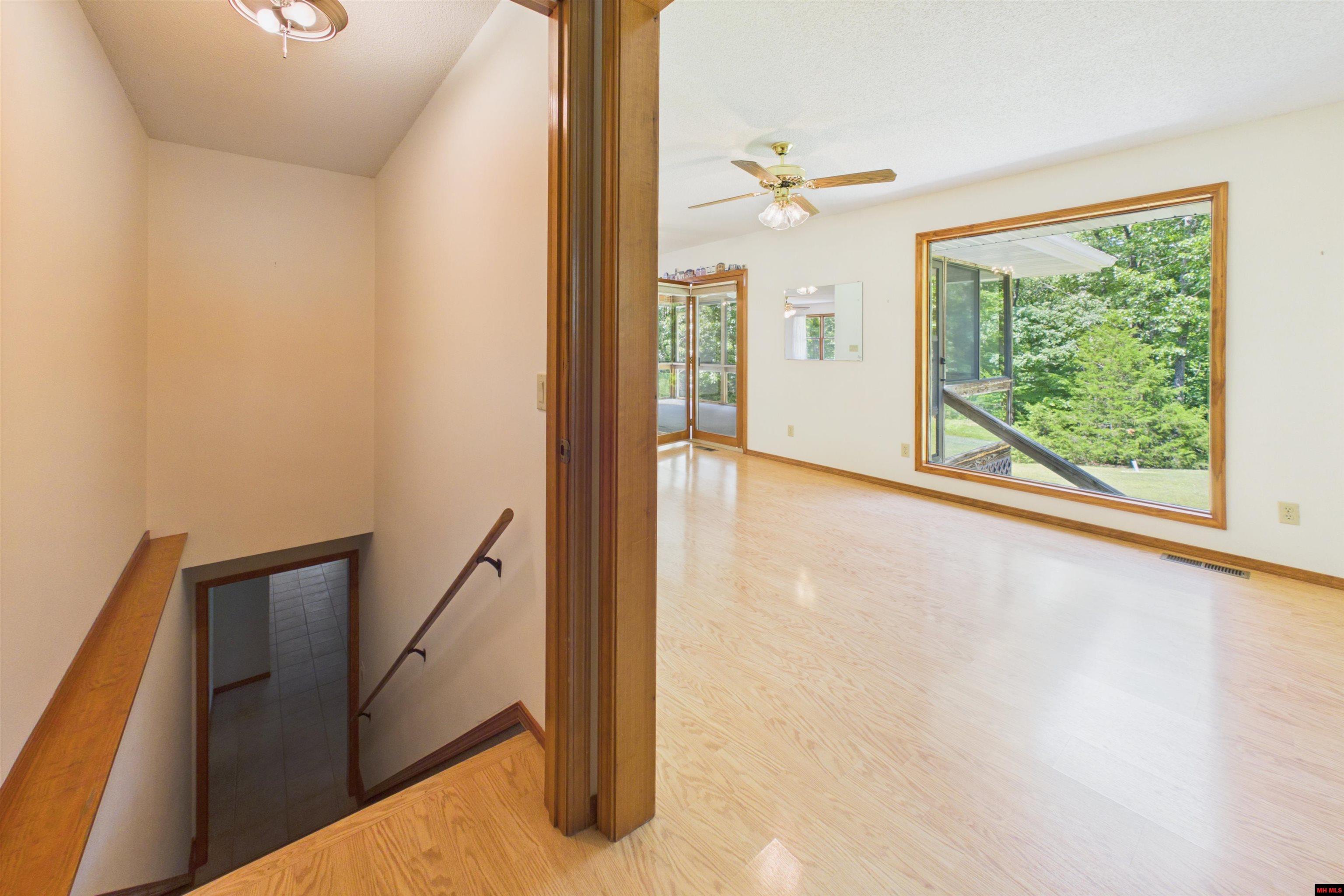 141 Winding Lane