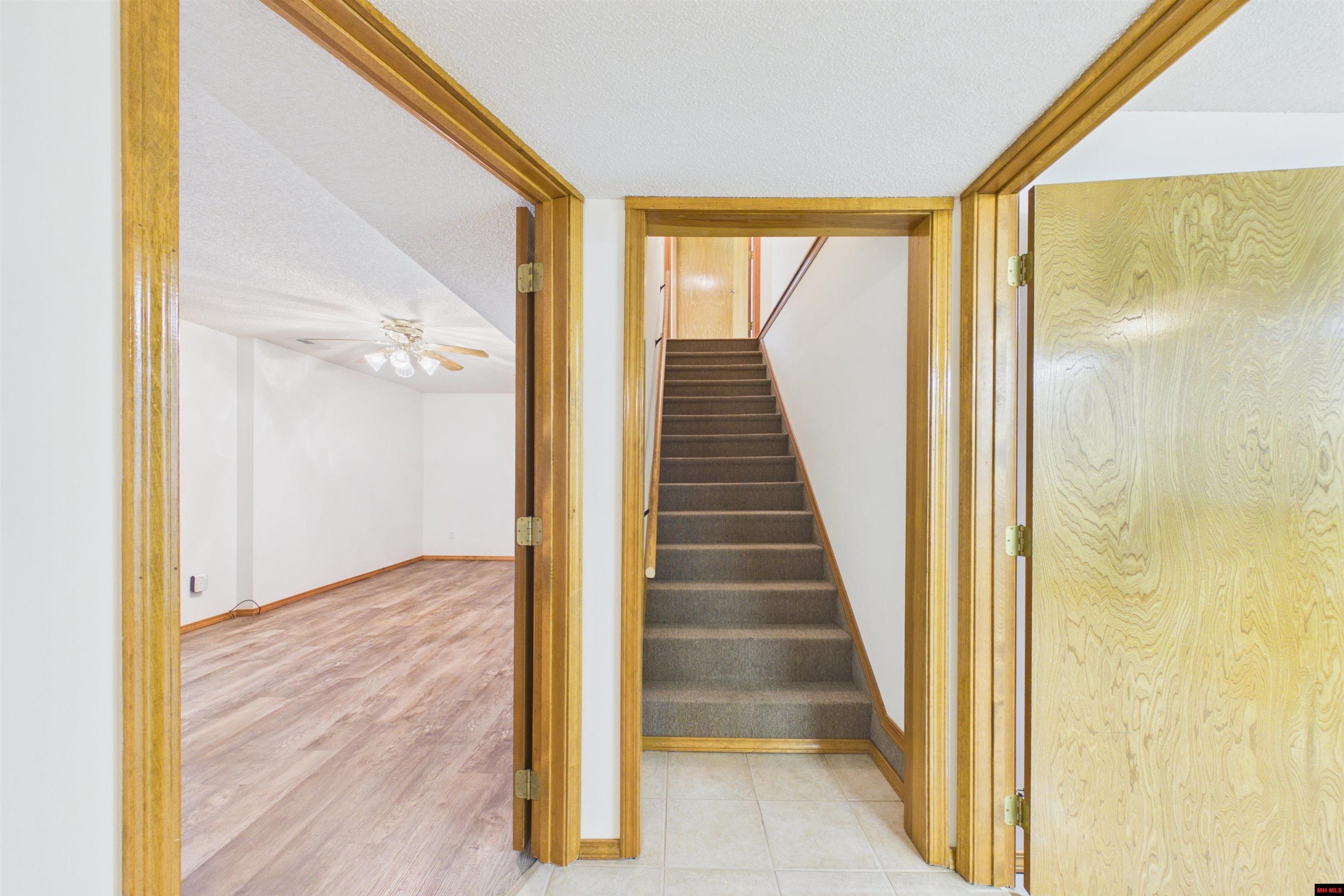 141 Winding Lane