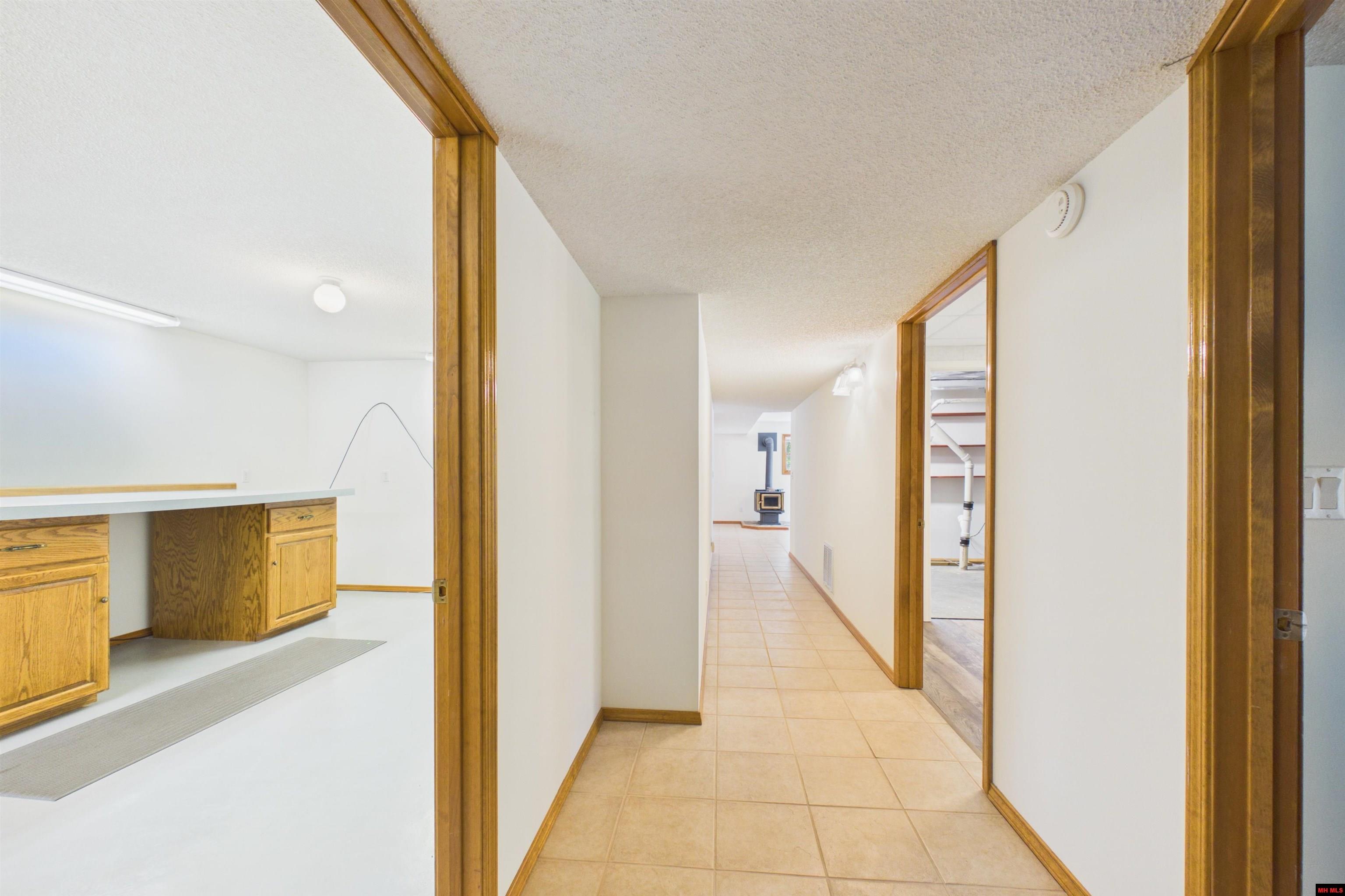 141 Winding Lane