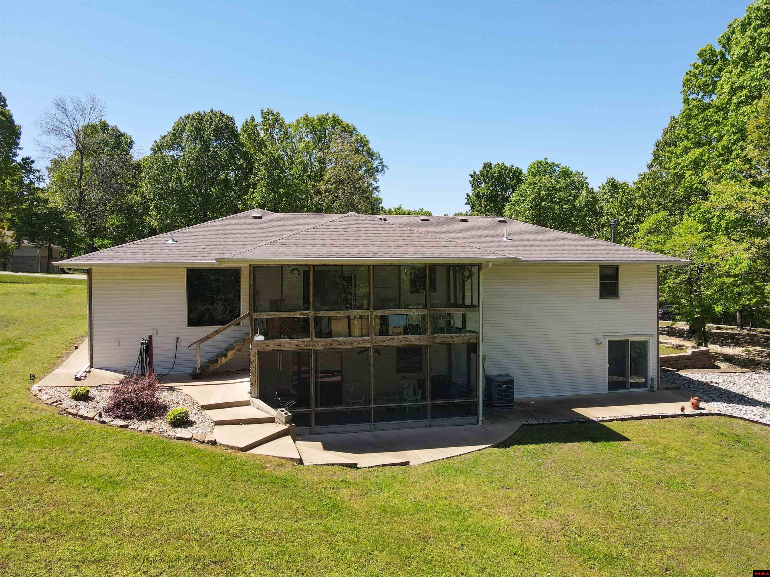 141 Winding Lane