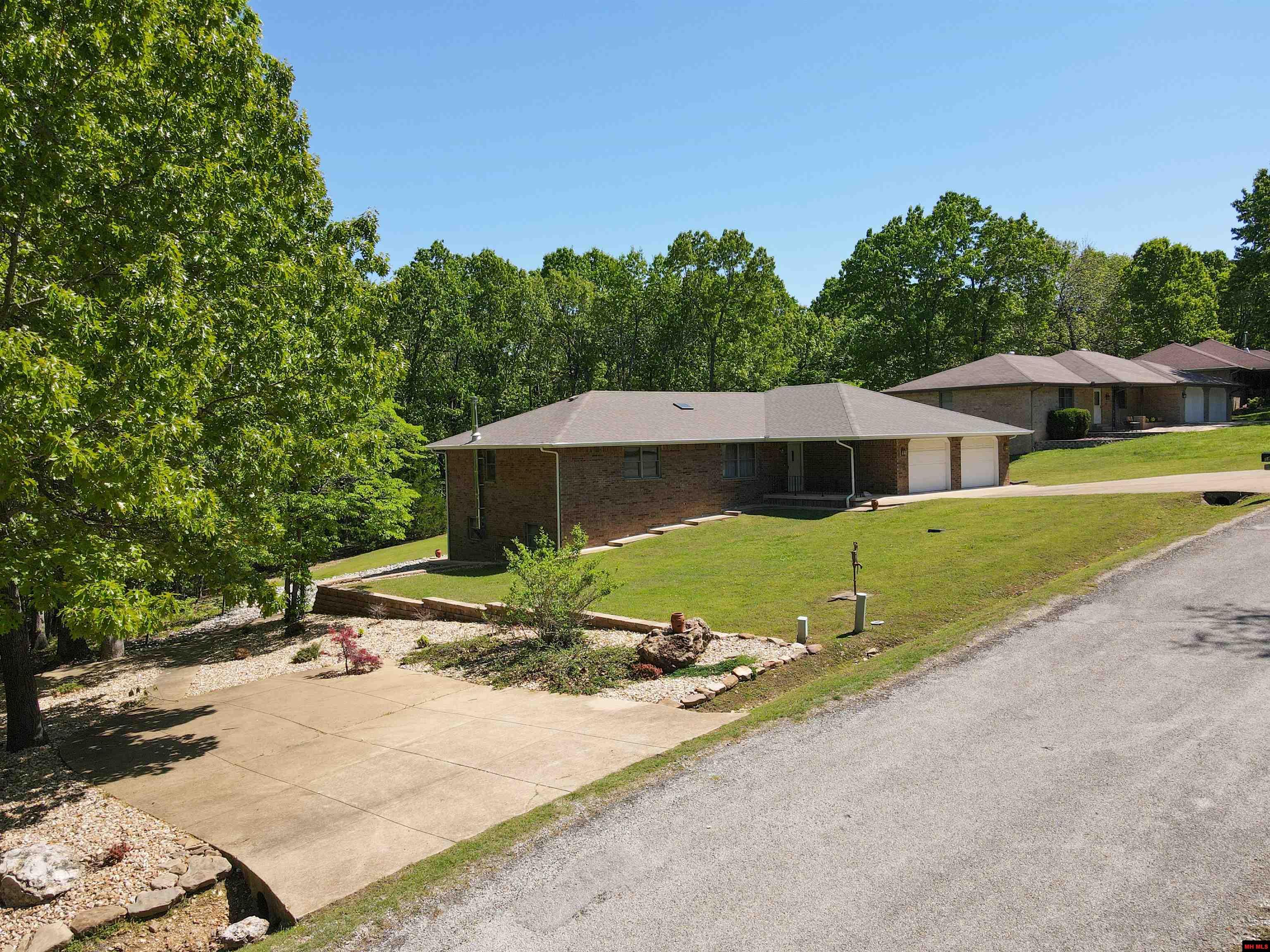 141 Winding Lane