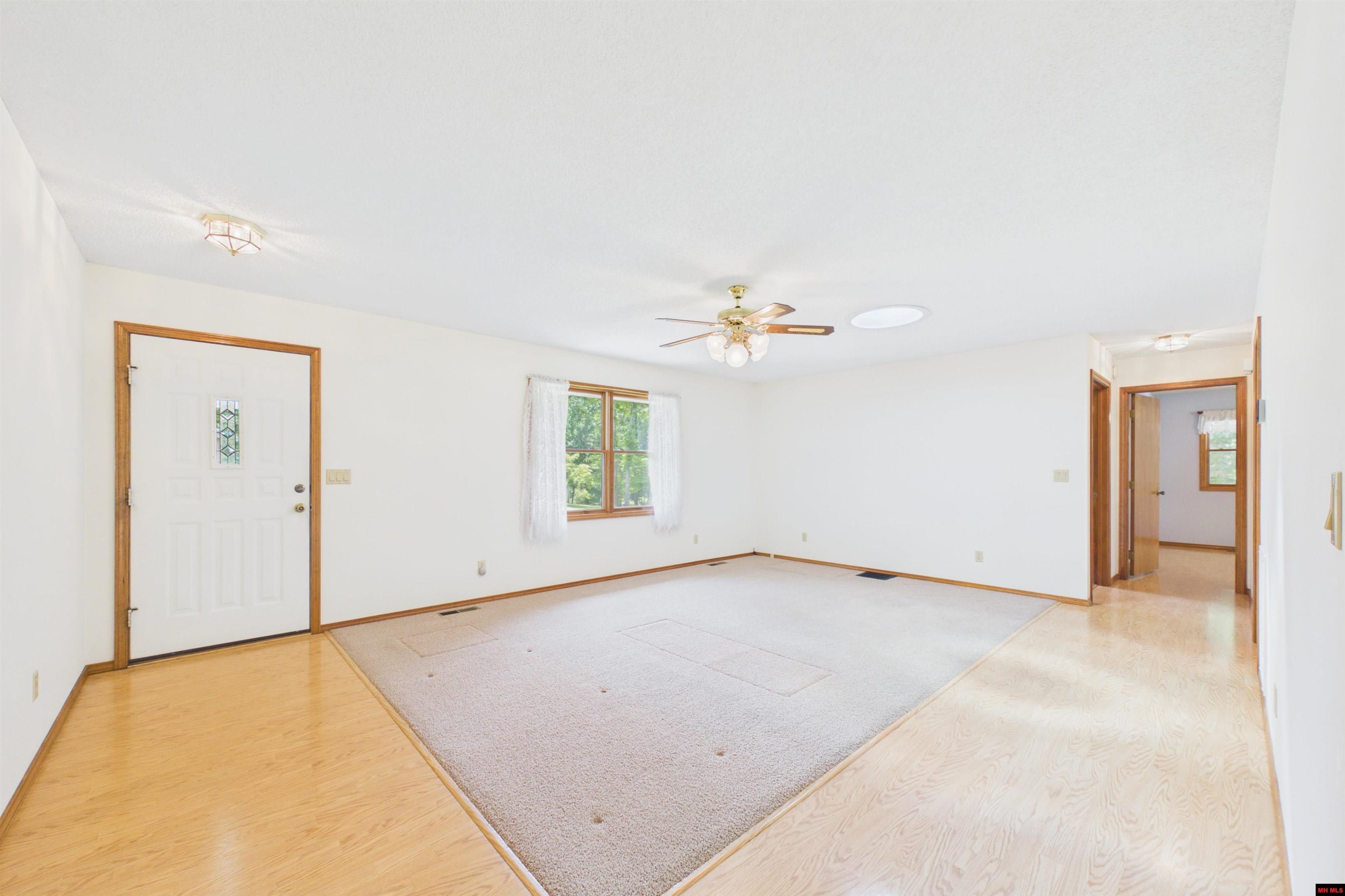 141 Winding Lane
