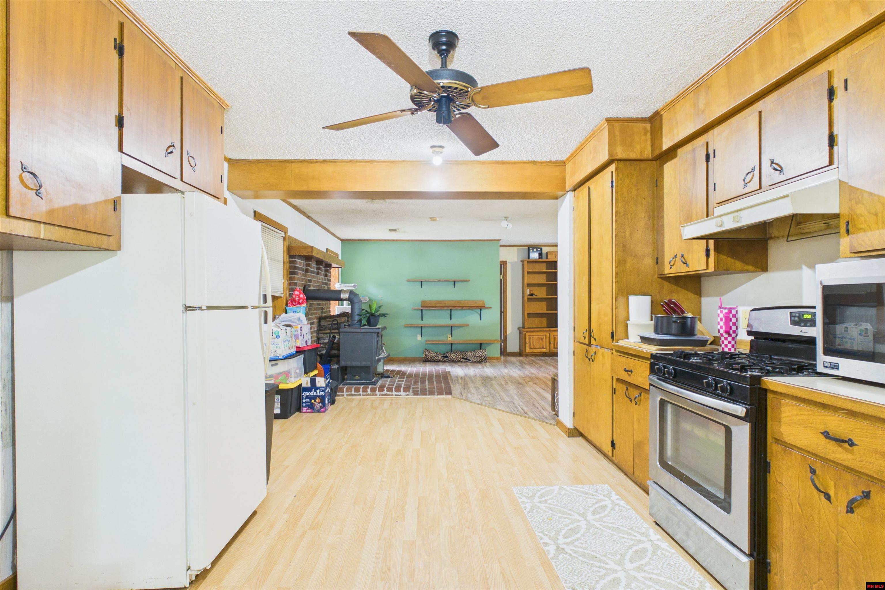 13671 Hwy 62 East