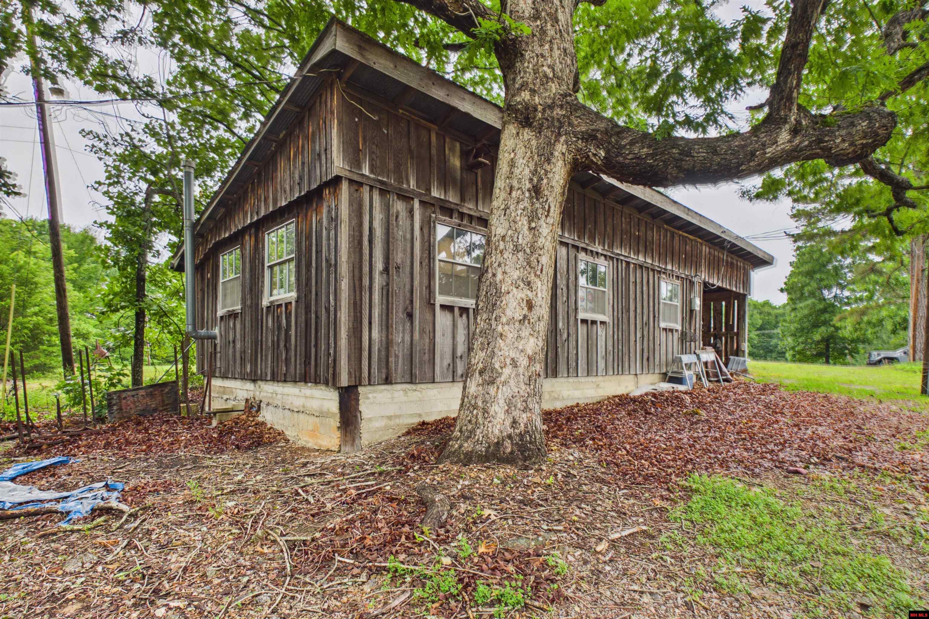 13671 Hwy 62 East