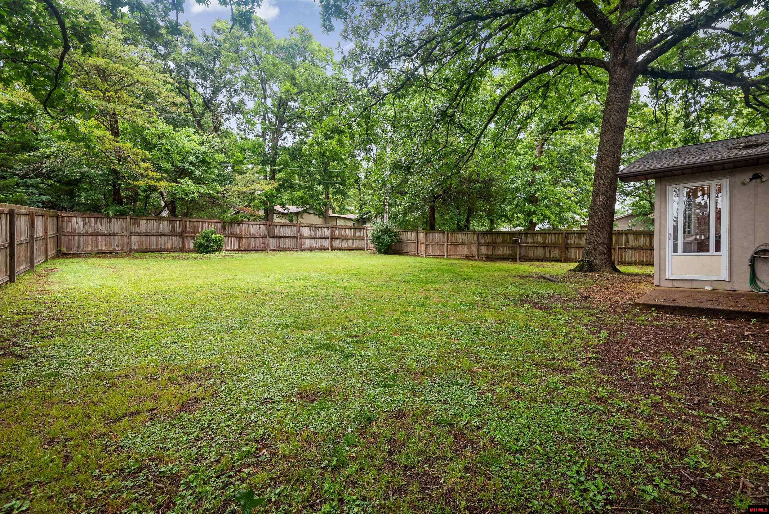 313 Kingswood Drive