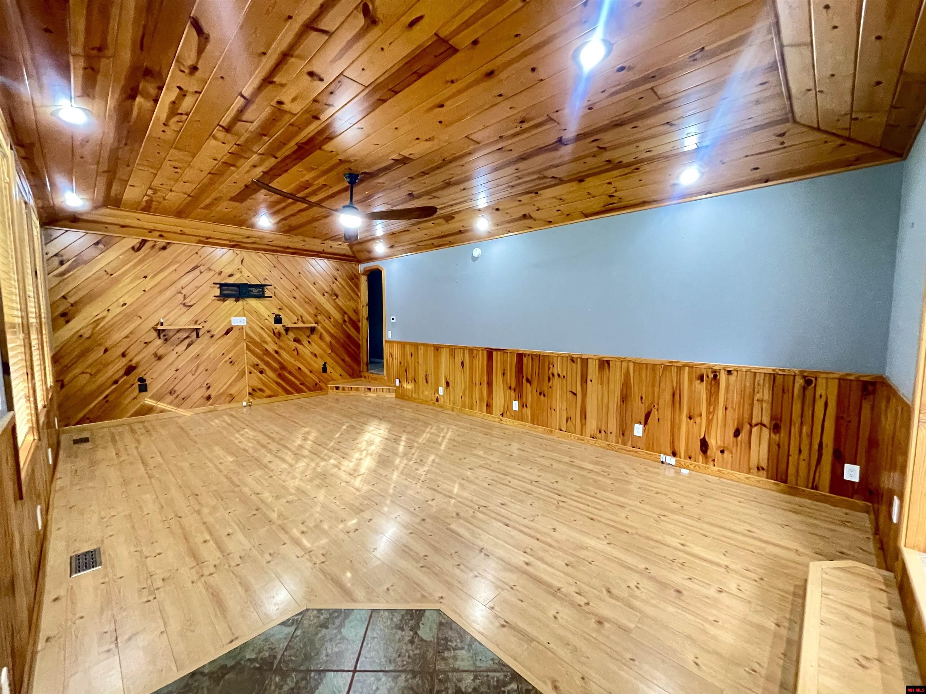 1262 Frosty Knapp Road