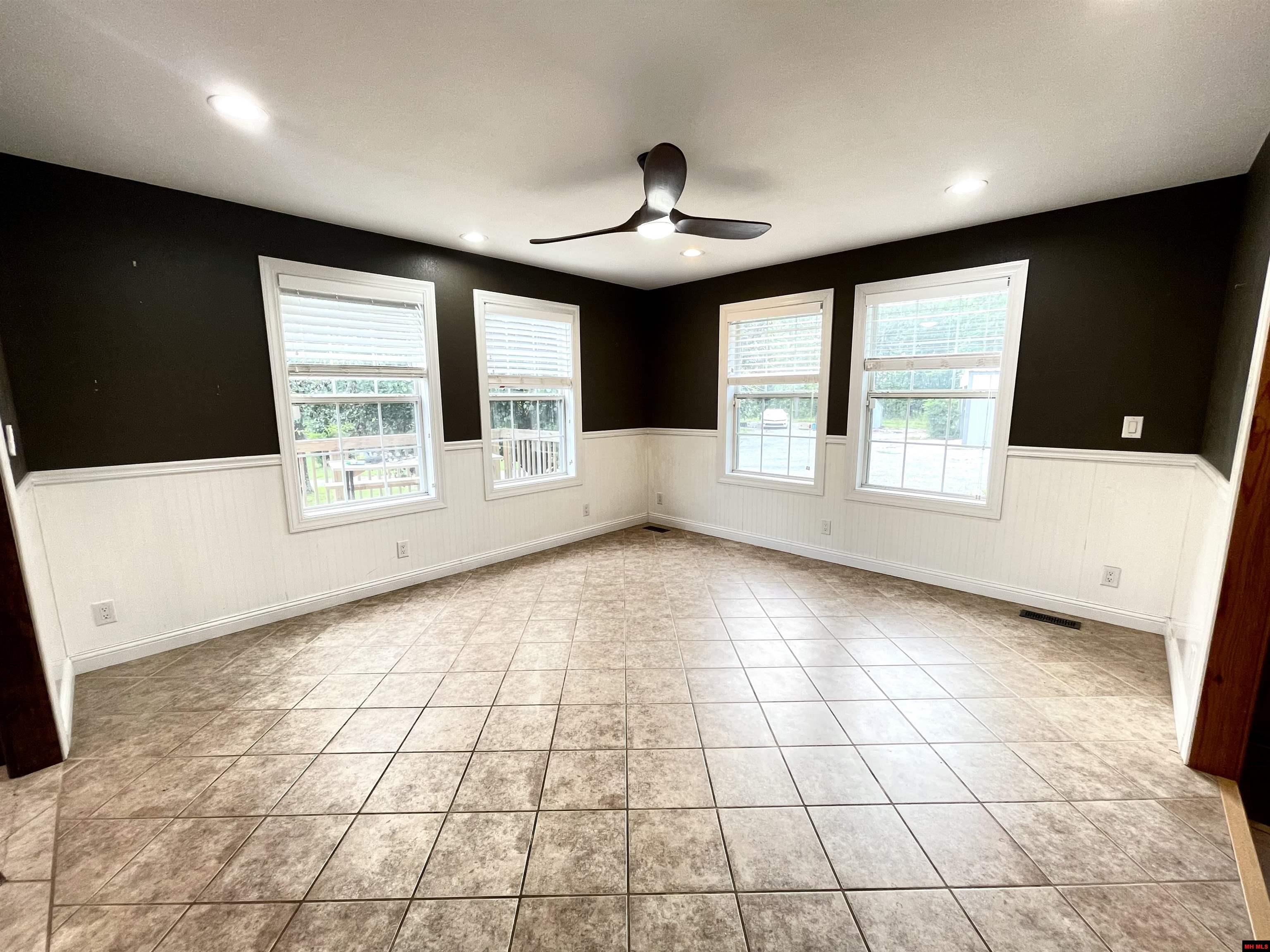 1262 Frosty Knapp Road