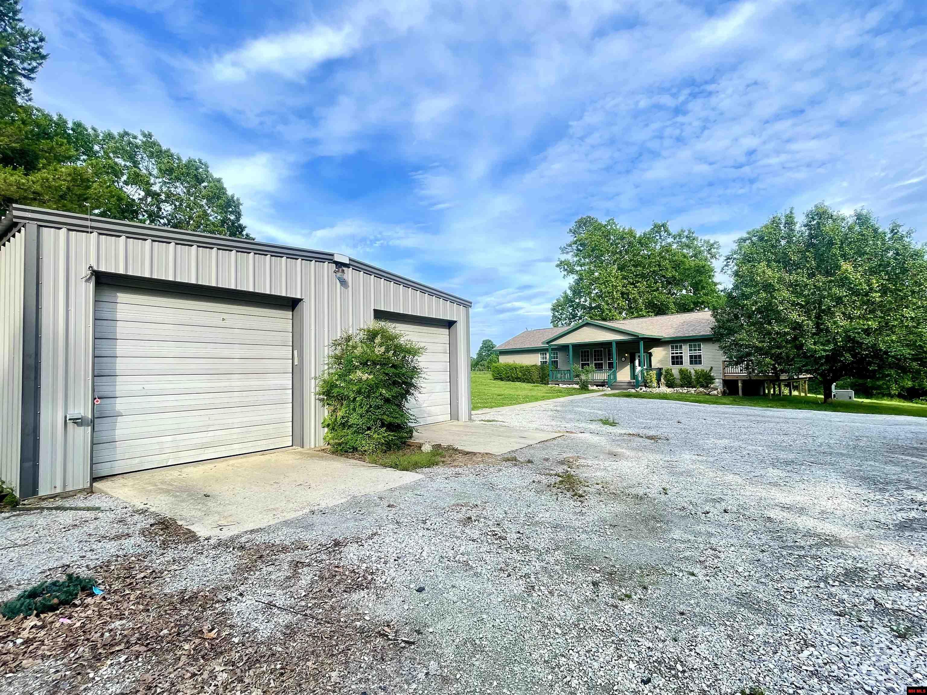 1262 Frosty Knapp Road