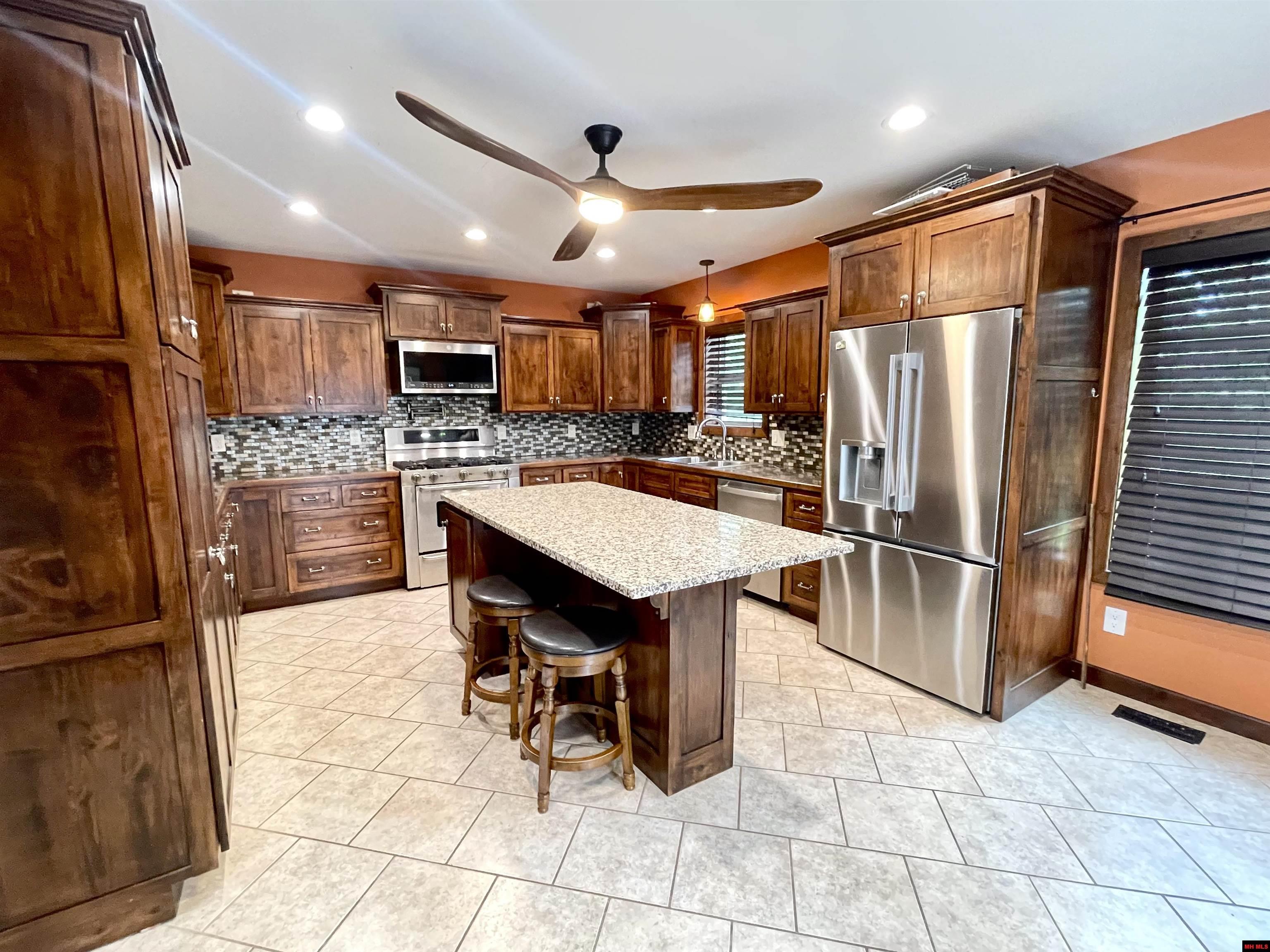 1262 Frosty Knapp Road