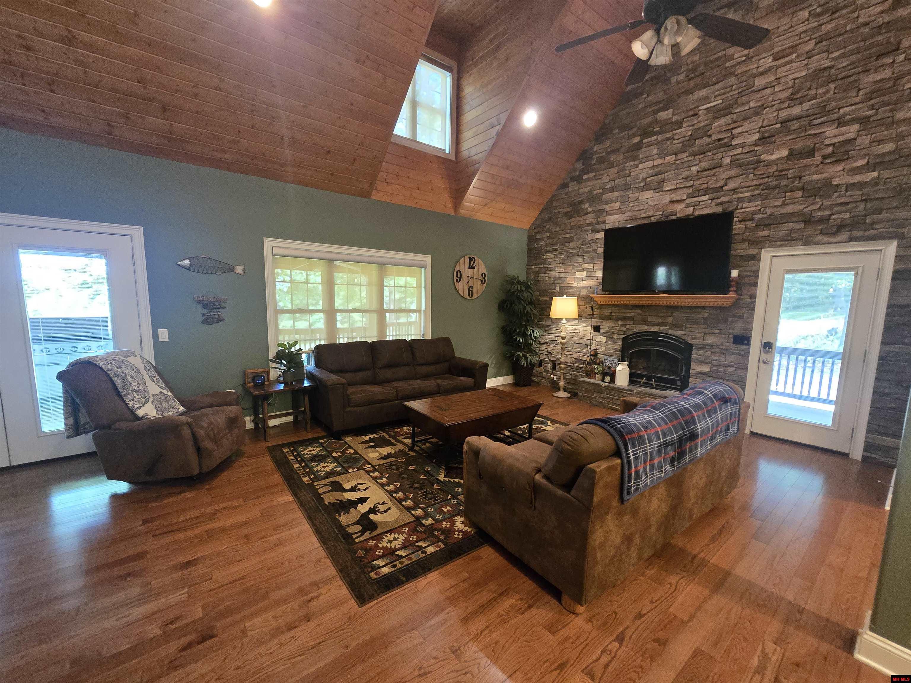 205 COOPER KATE TRAIL Norfork, AR