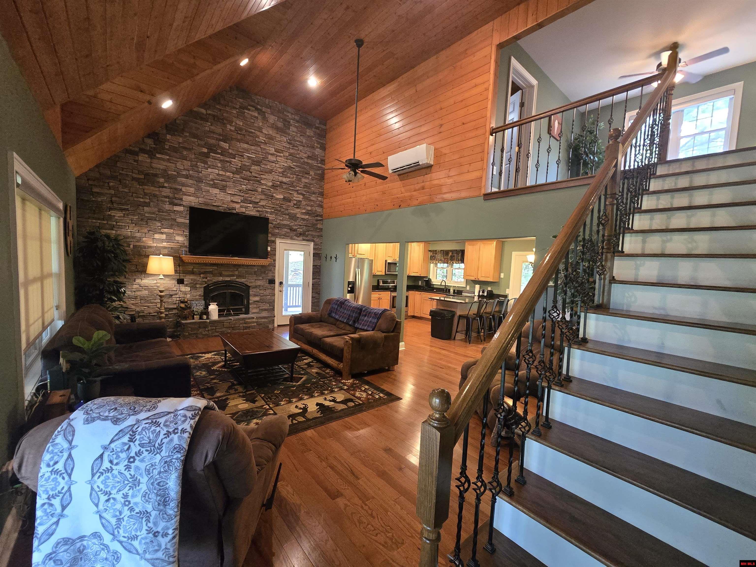 205 COOPER KATE TRAIL Norfork, AR