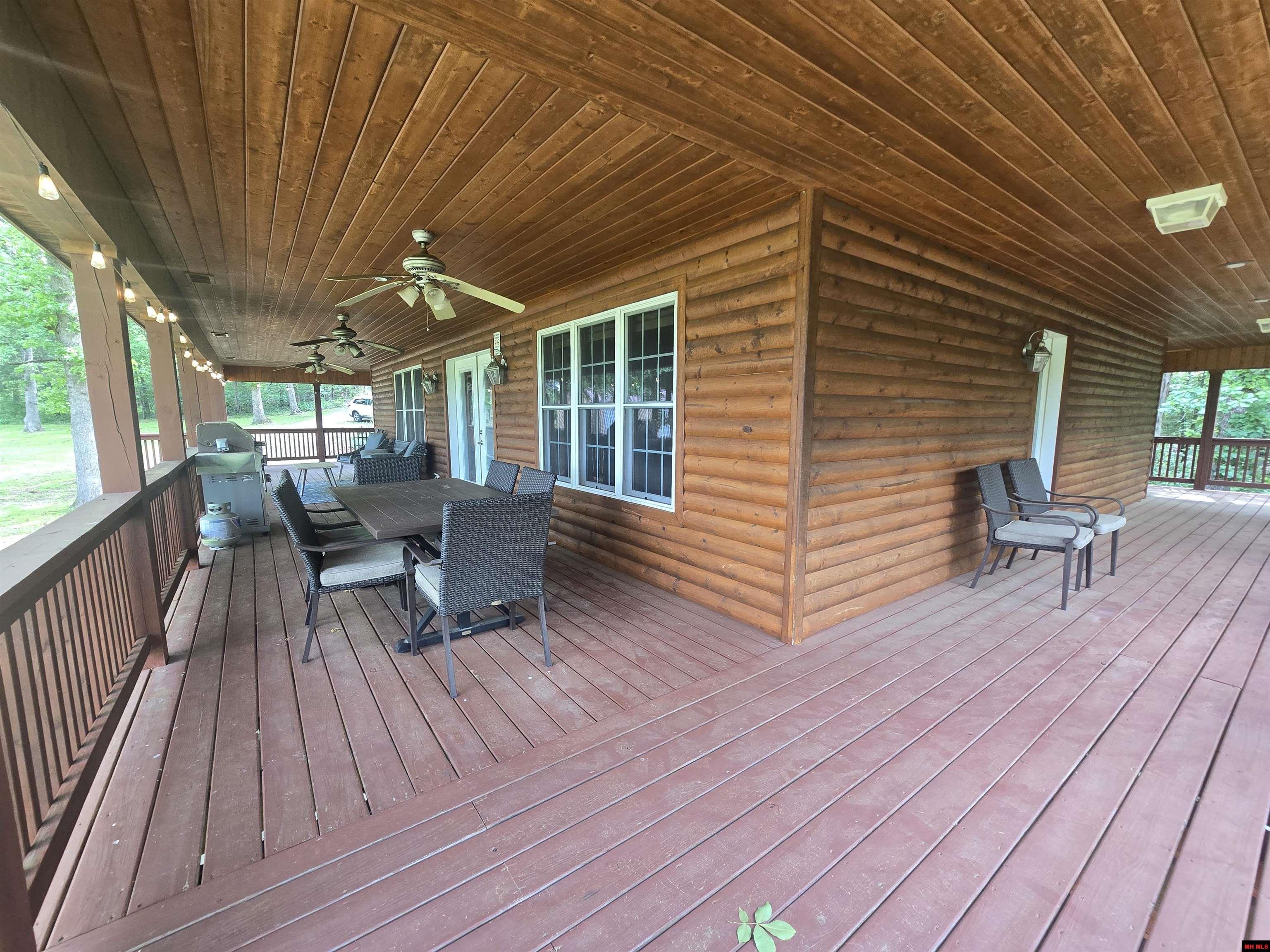205 COOPER KATE TRAIL Norfork, AR