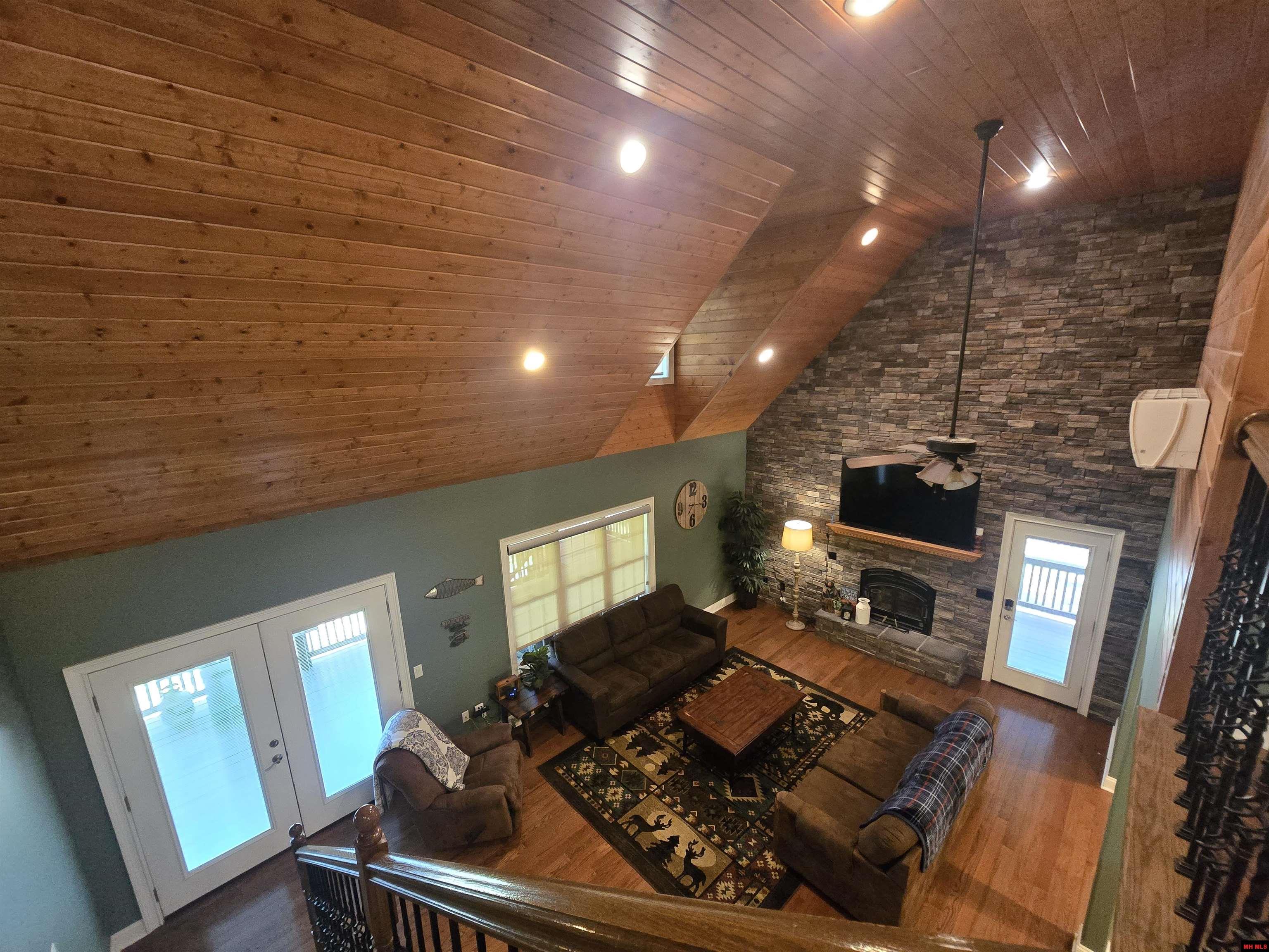 205 COOPER KATE TRAIL Norfork, AR