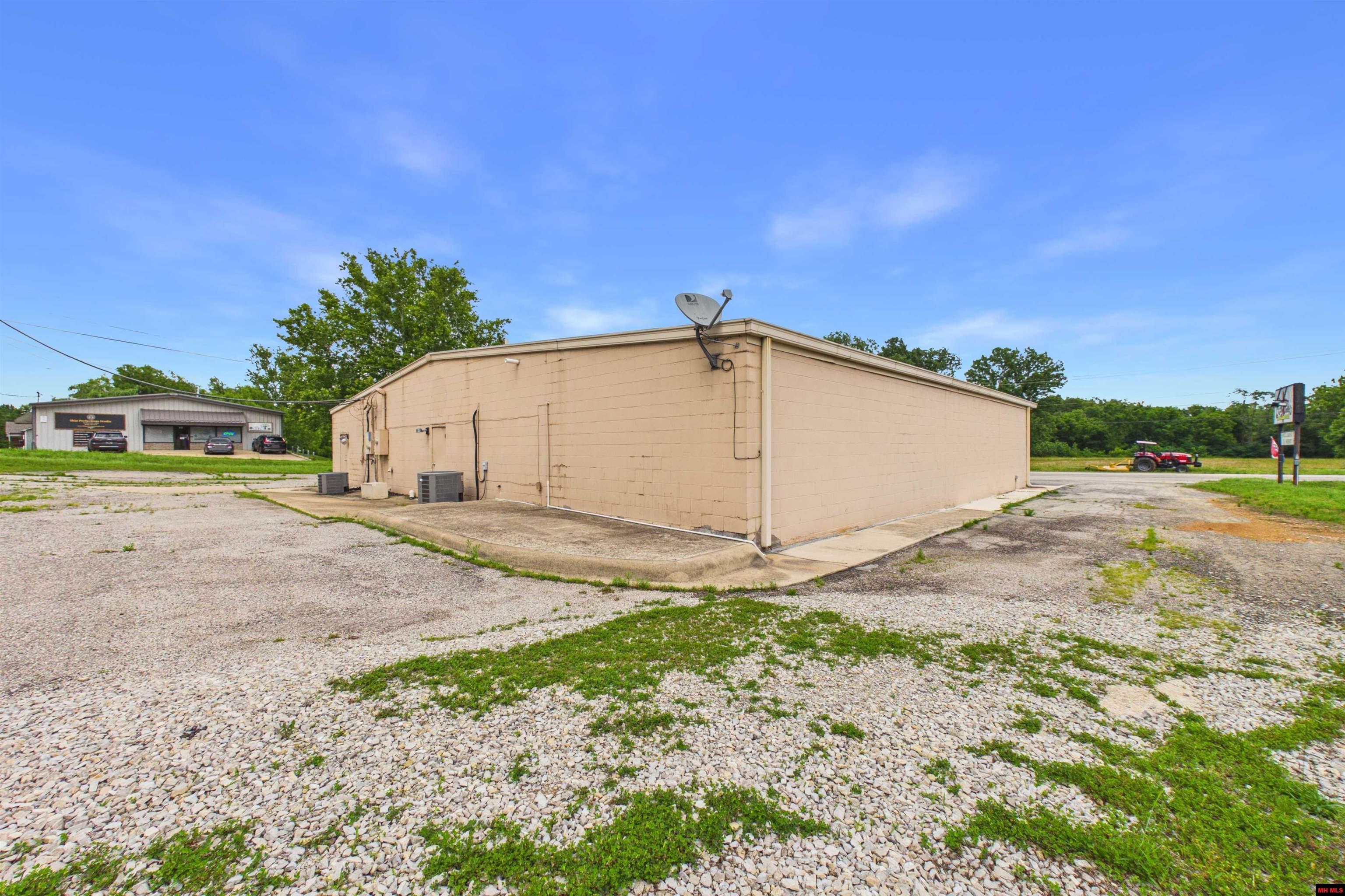 408 HWY 201 NORTH Mountain Home, AR