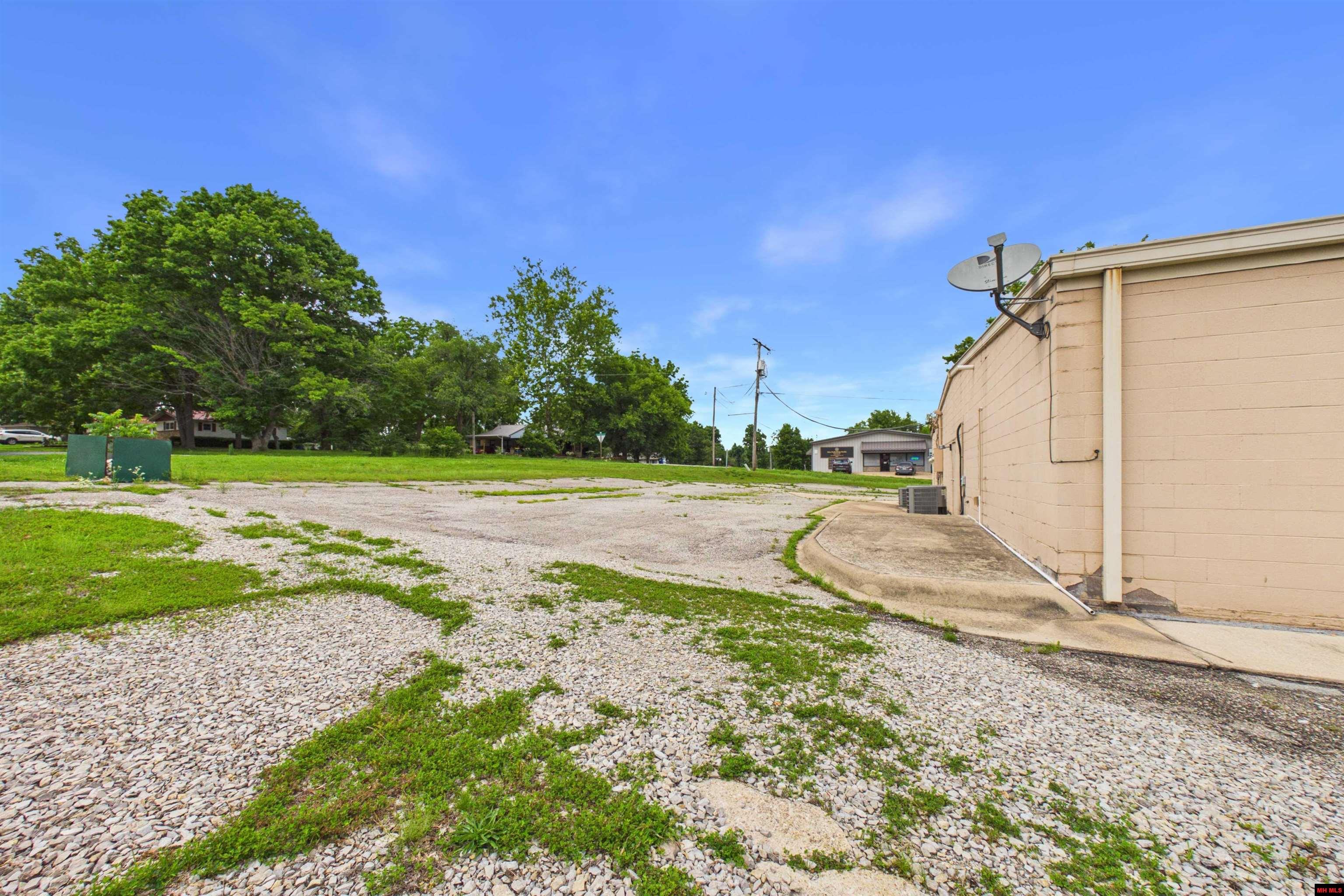 408 HWY 201 NORTH Mountain Home, AR