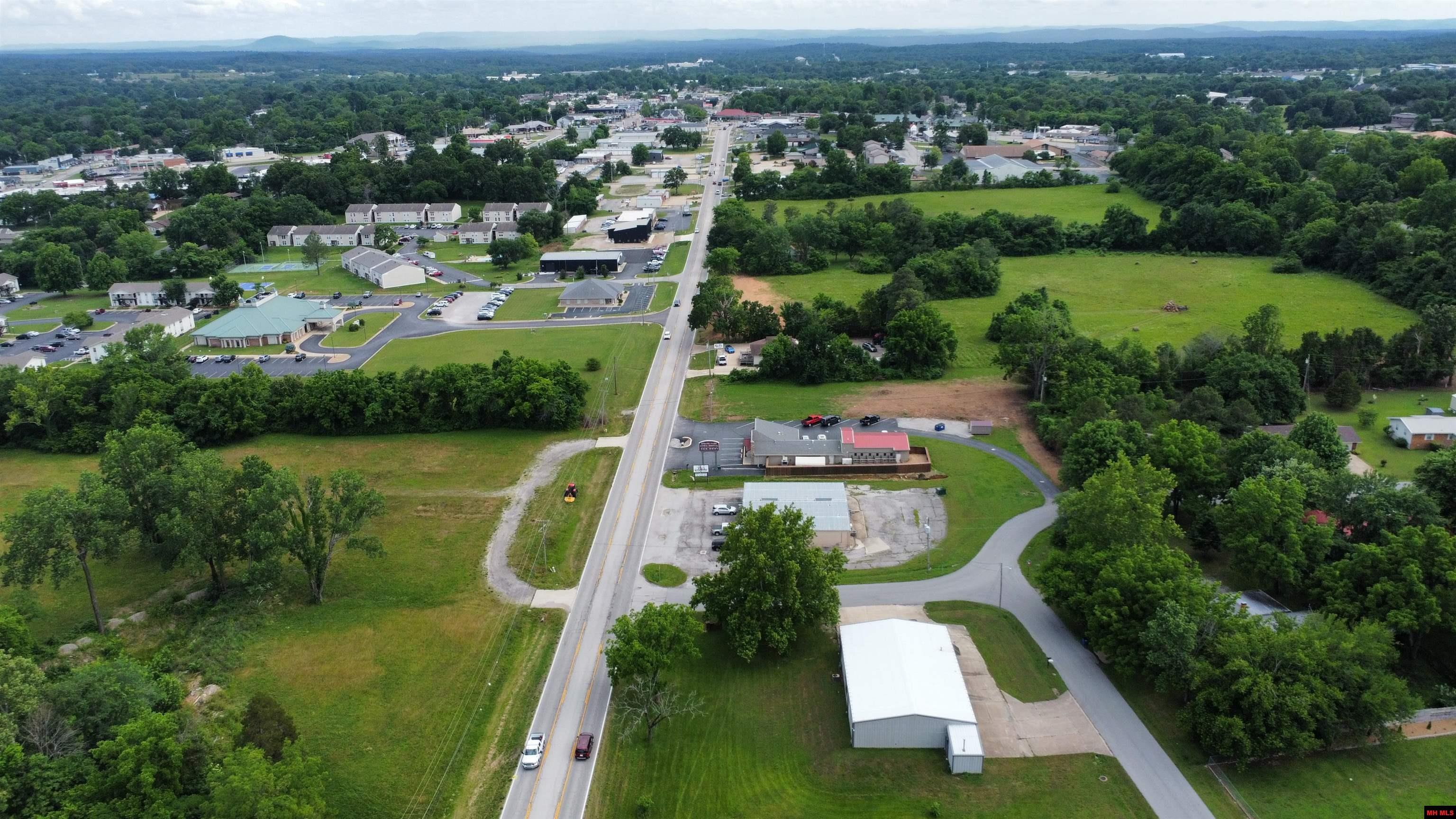 408 HWY 201 NORTH Mountain Home, AR