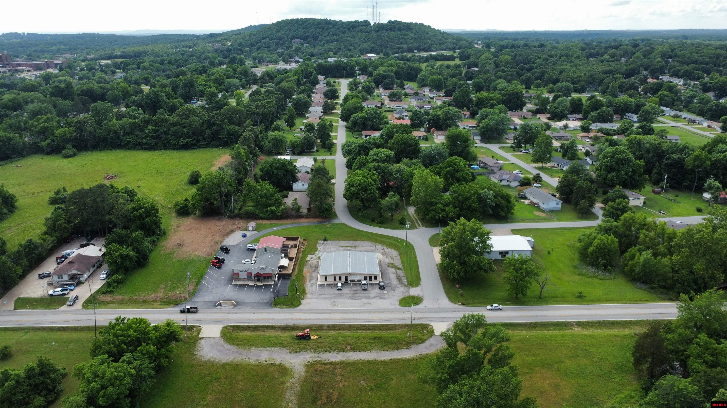 408 HWY 201 NORTH Mountain Home, AR