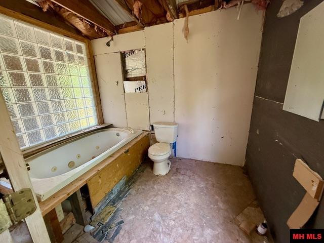 5714 OLD ARKANA ROAD Mountain Home, AR