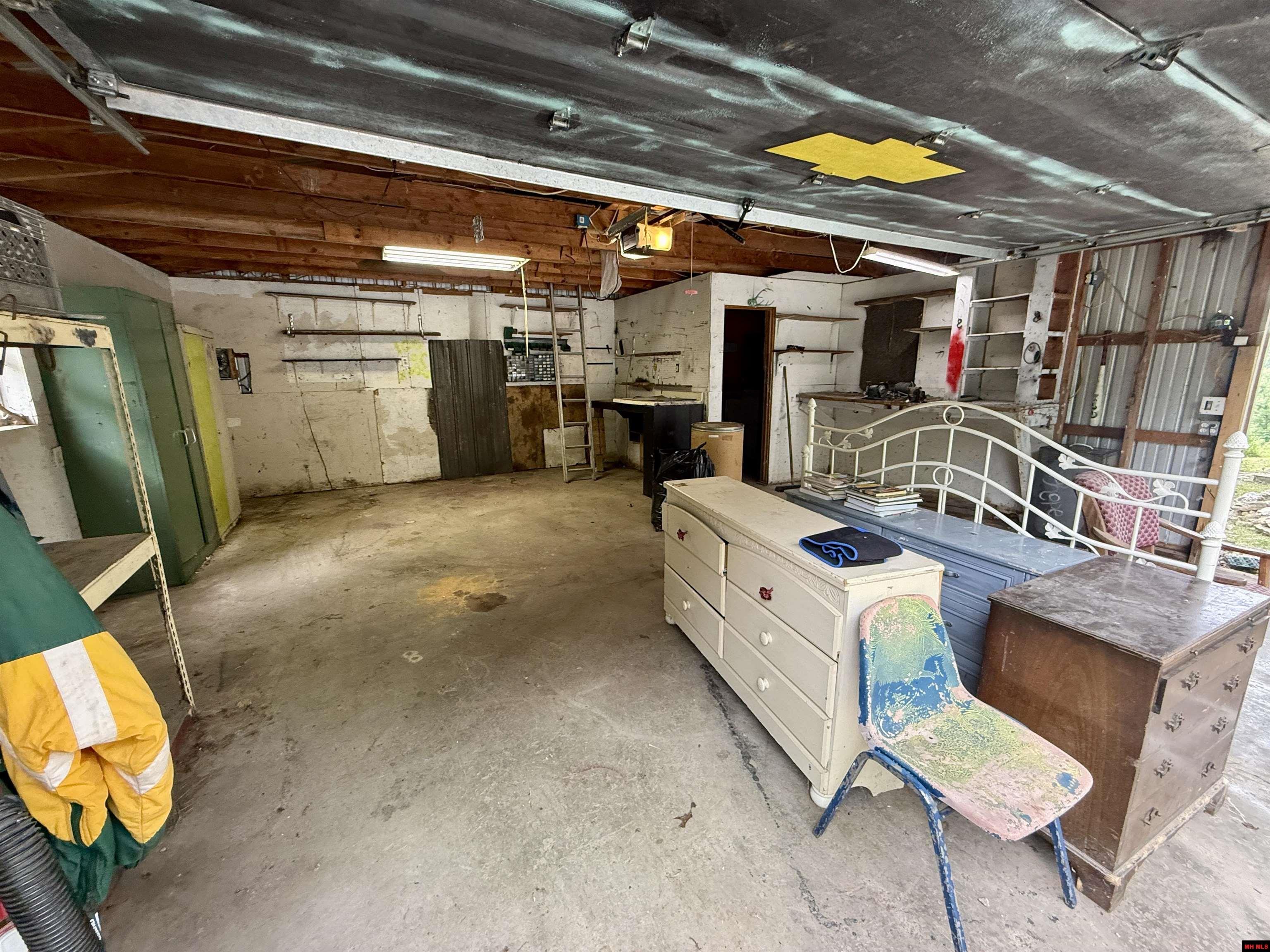 5714 OLD ARKANA ROAD Mountain Home, AR