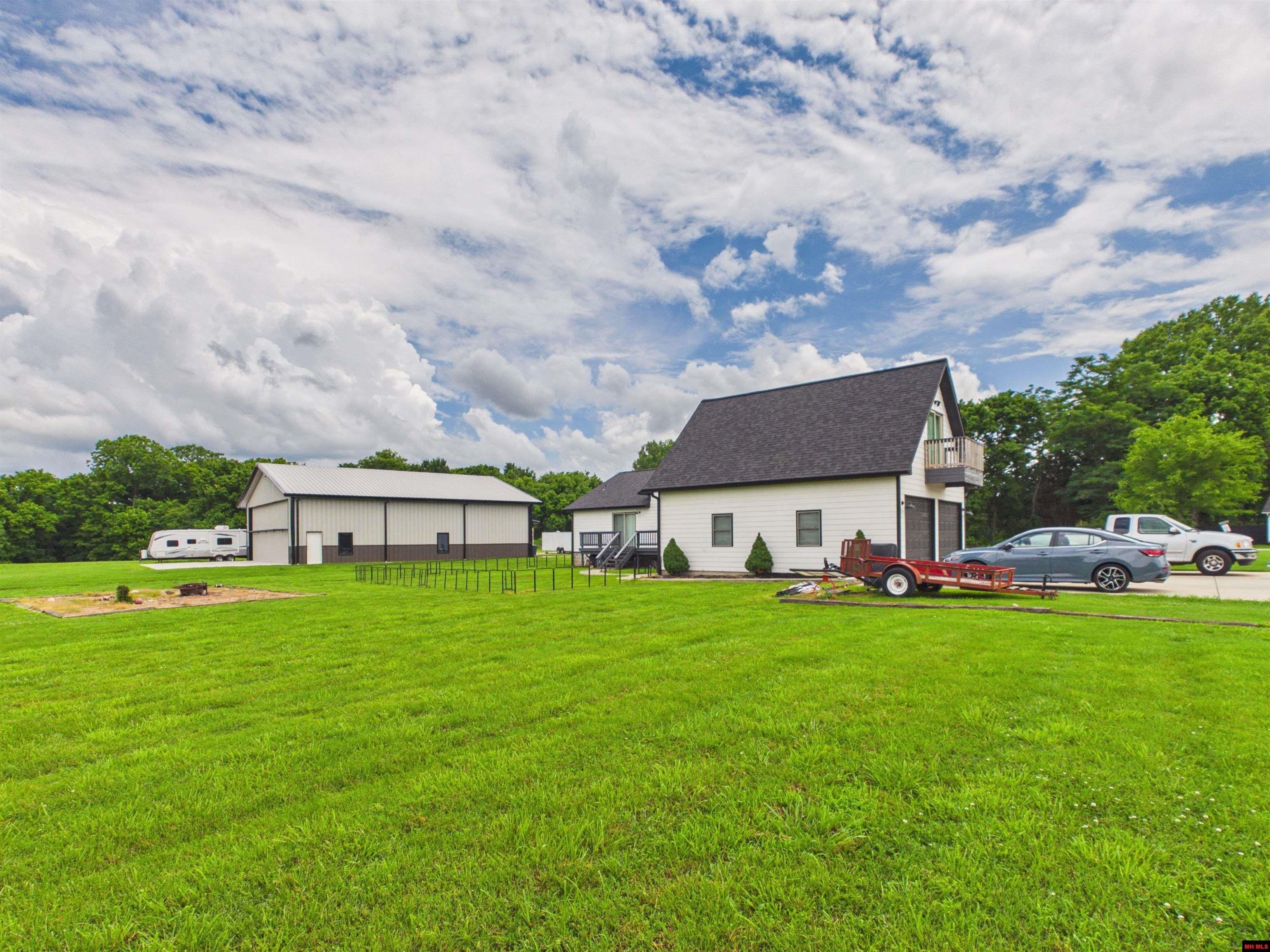 192 VALLEY AIRPORT DRIVE Cotter, AR