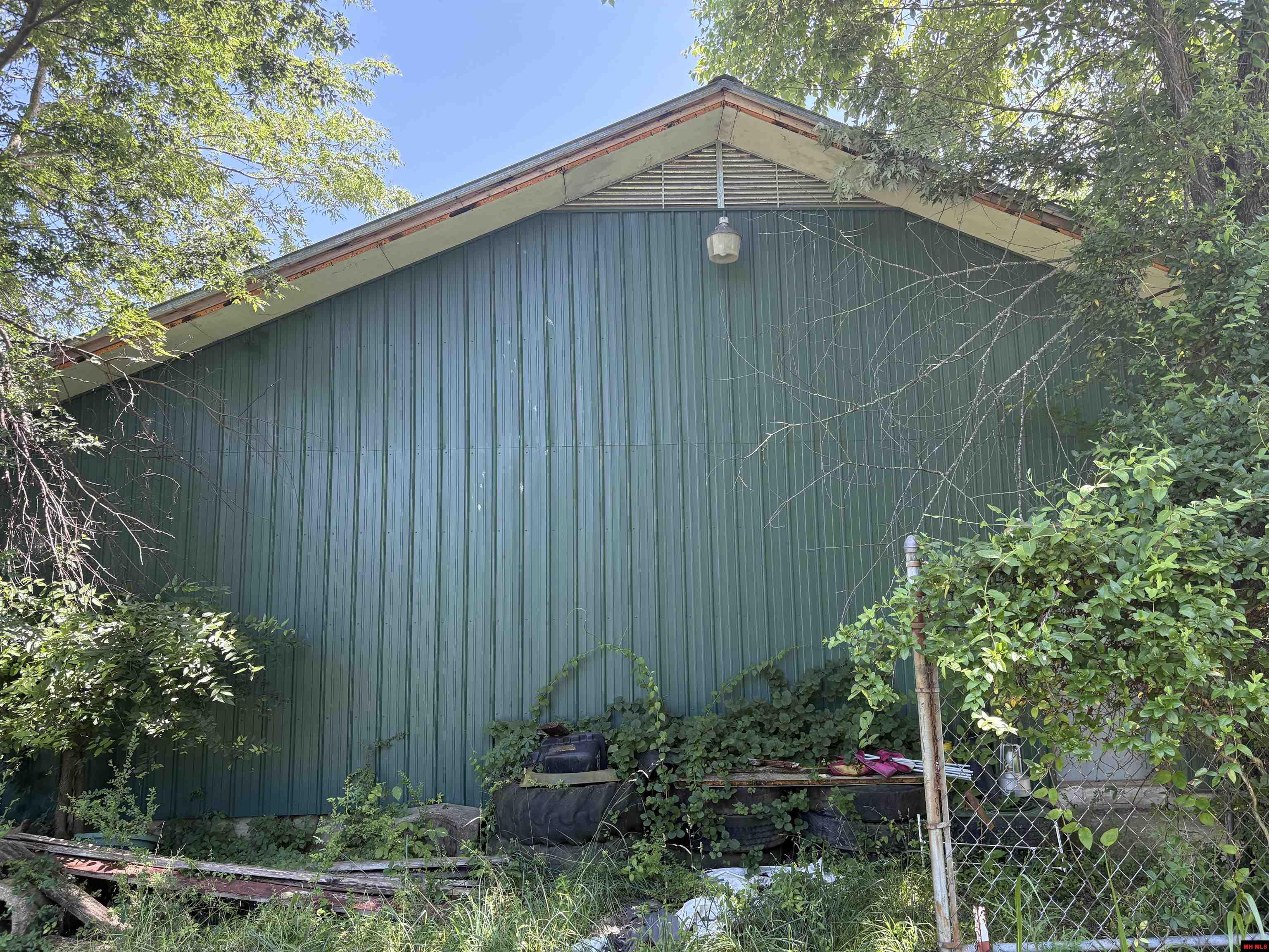 147 CENTRAL STREET Flippin, AR