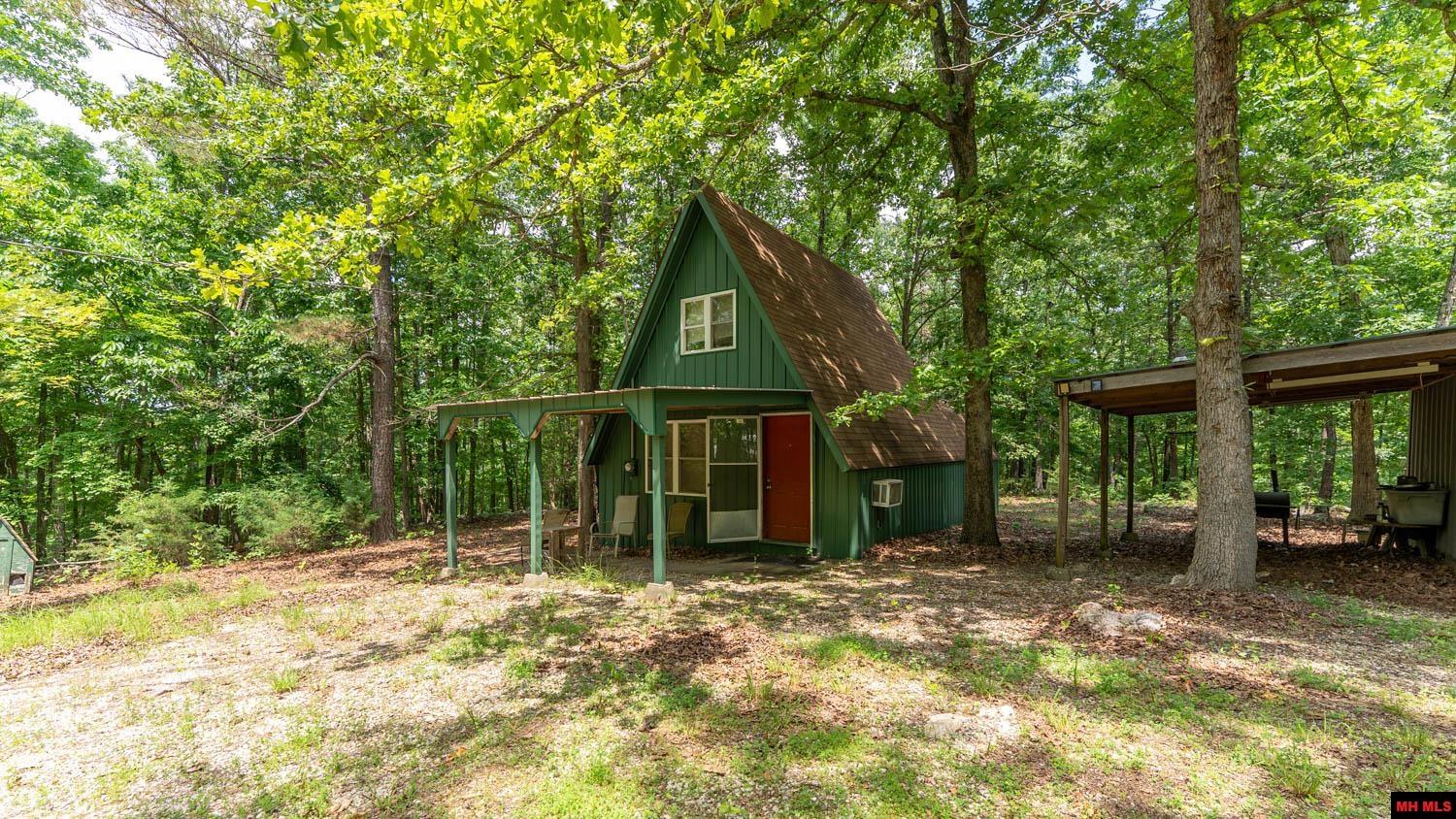 17 MARY DRIVE Hardy, AR