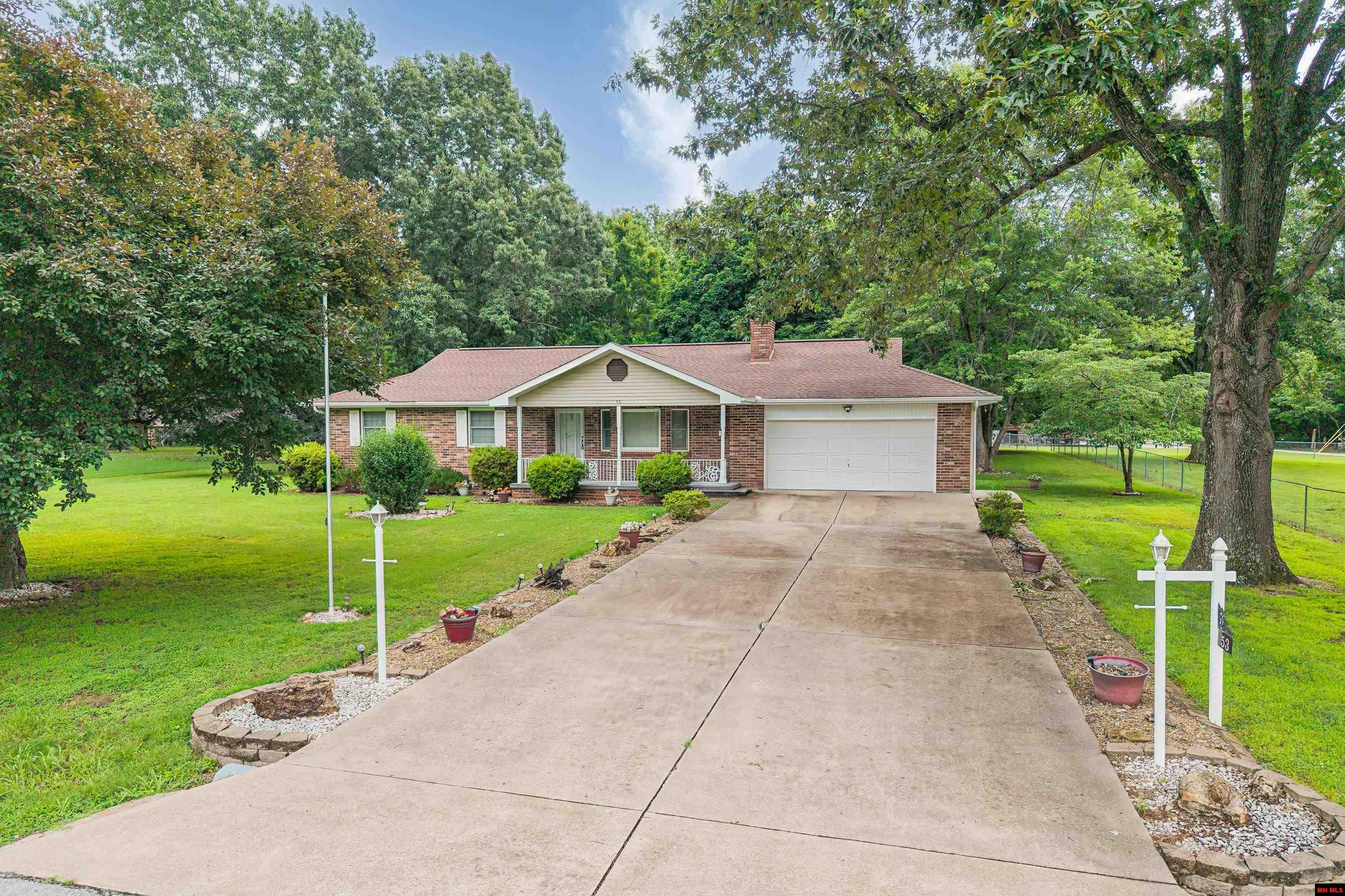 53 CHERRY BLOSSOM DRIVE Mountain Home, AR