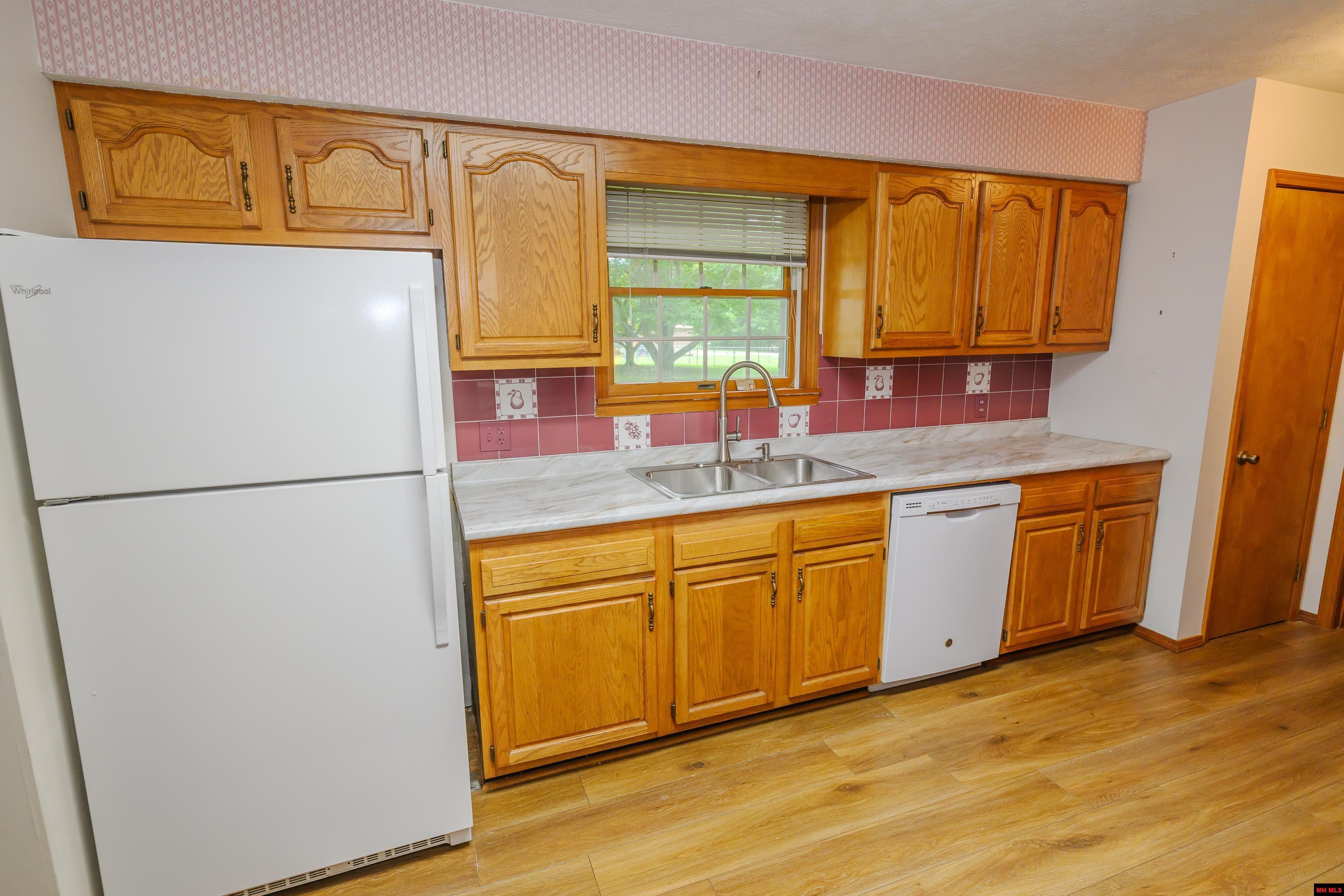 53 CHERRY BLOSSOM DRIVE Mountain Home, AR