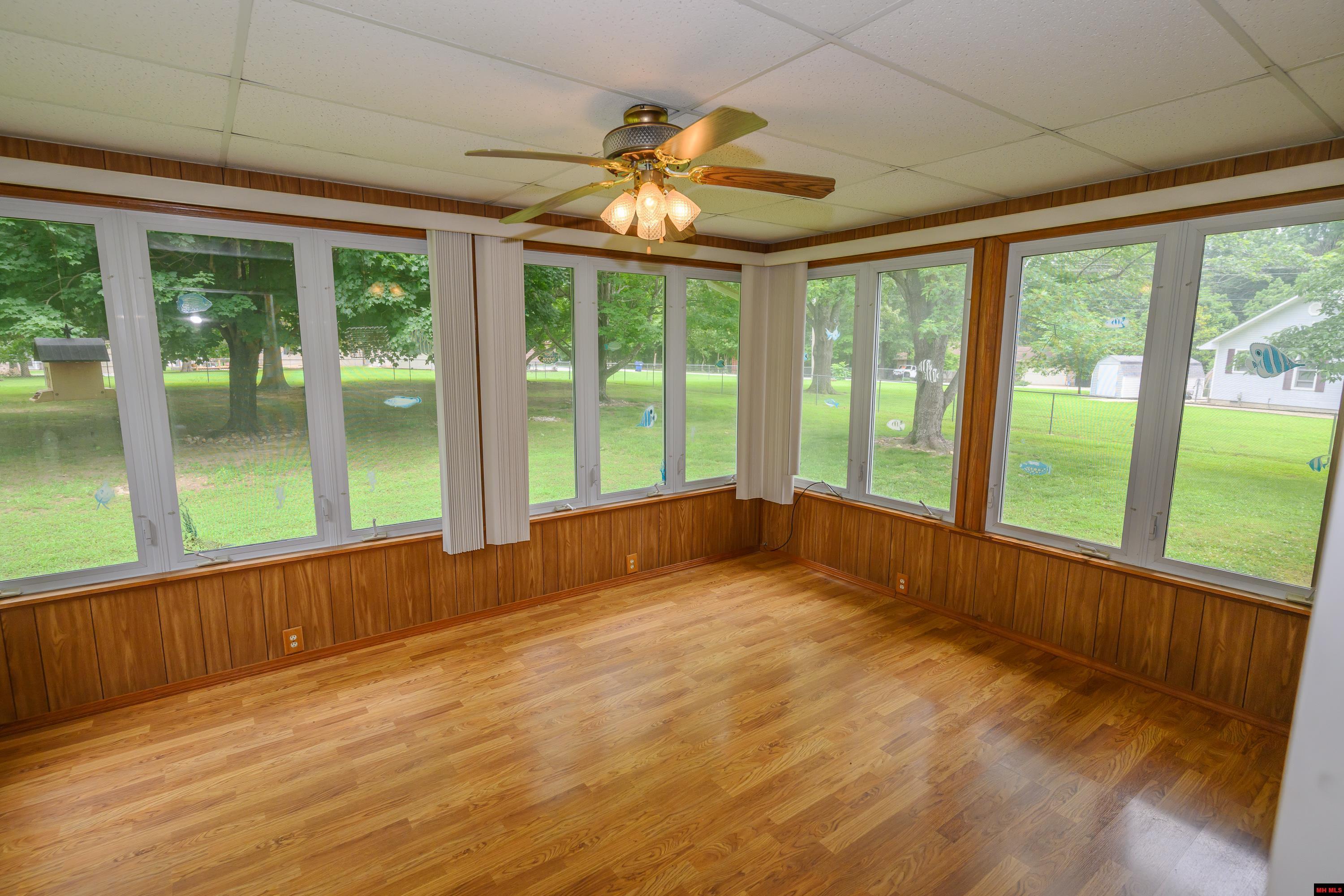 53 CHERRY BLOSSOM DRIVE Mountain Home, AR
