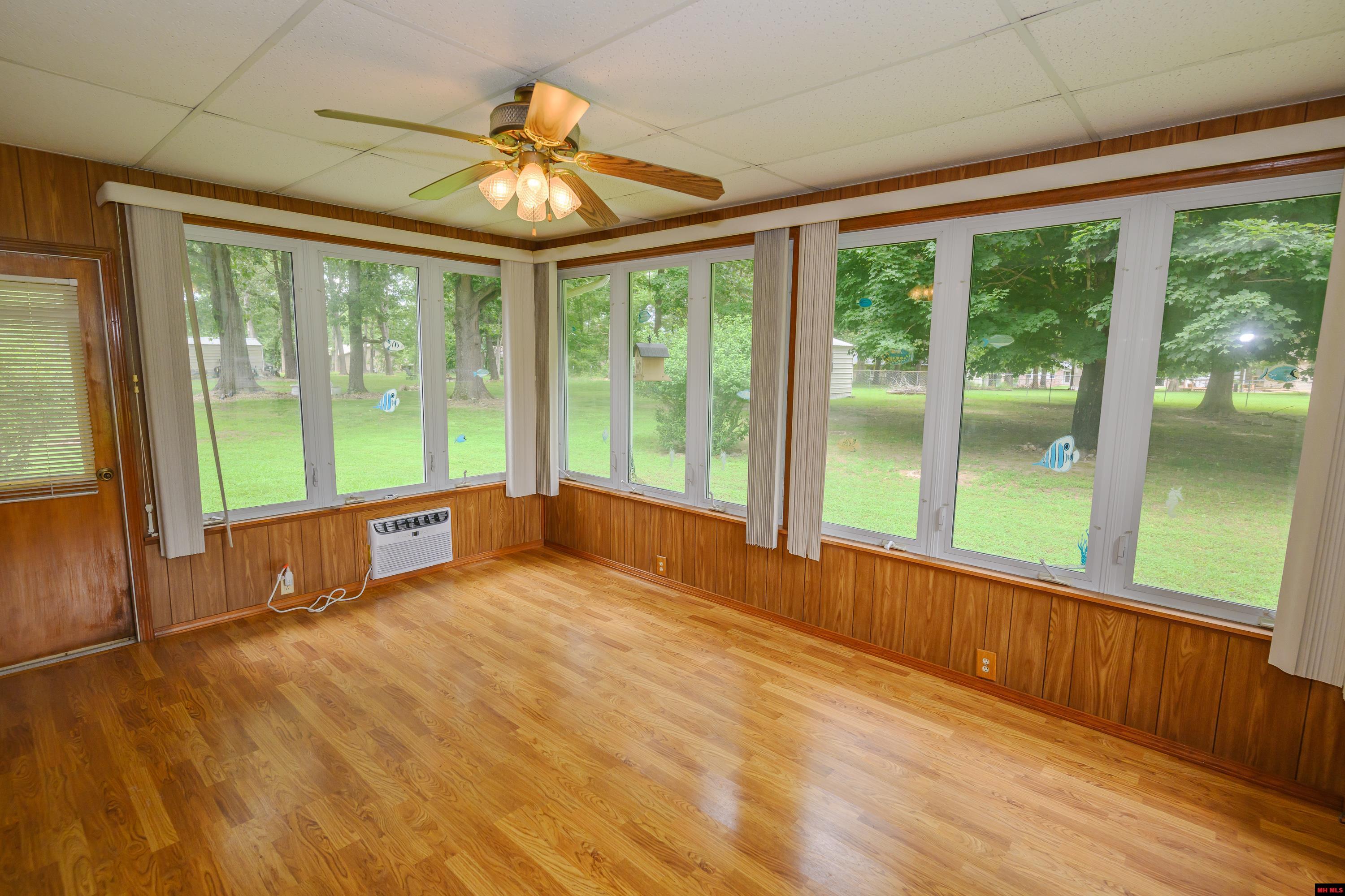53 CHERRY BLOSSOM DRIVE Mountain Home, AR