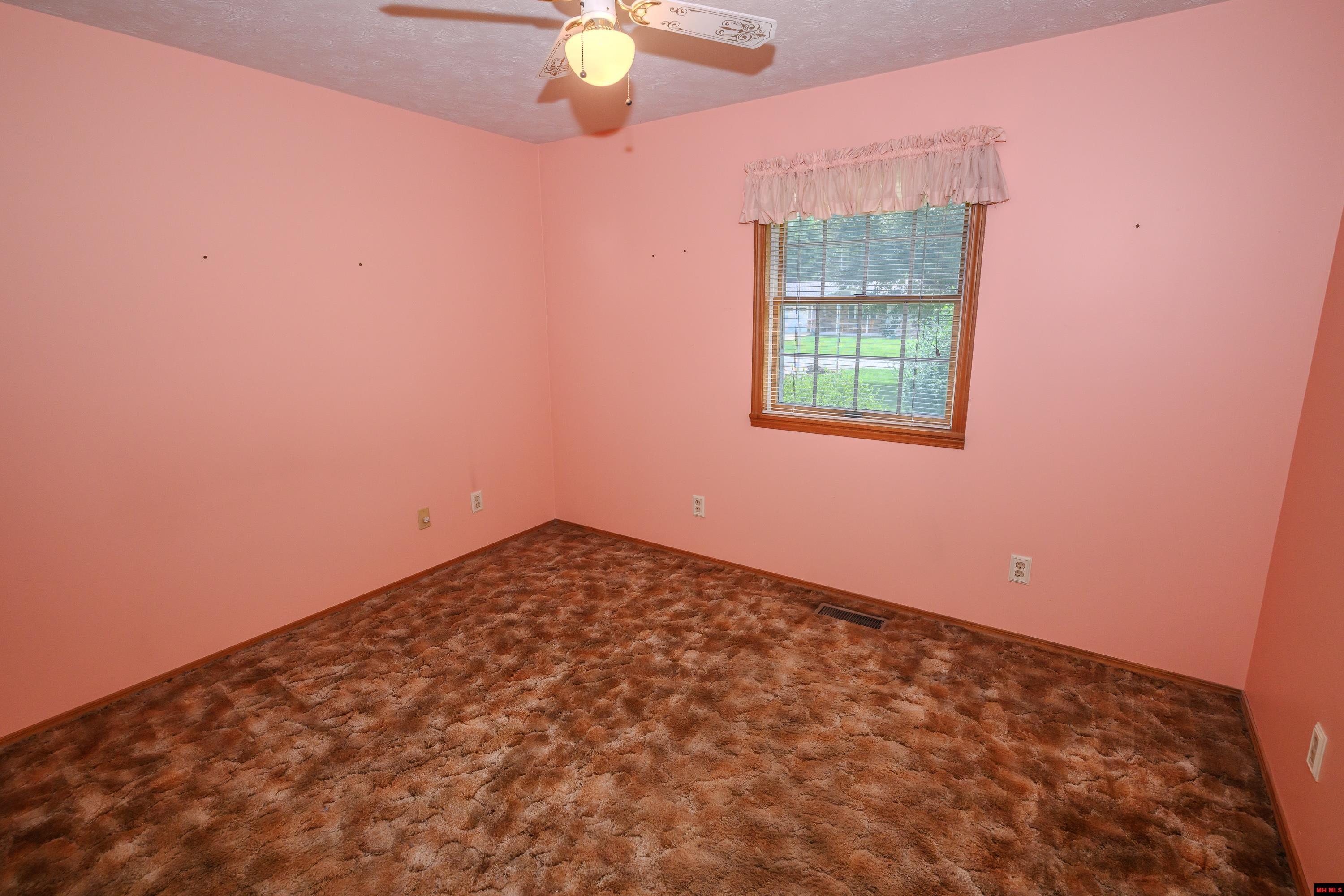 53 CHERRY BLOSSOM DRIVE Mountain Home, AR