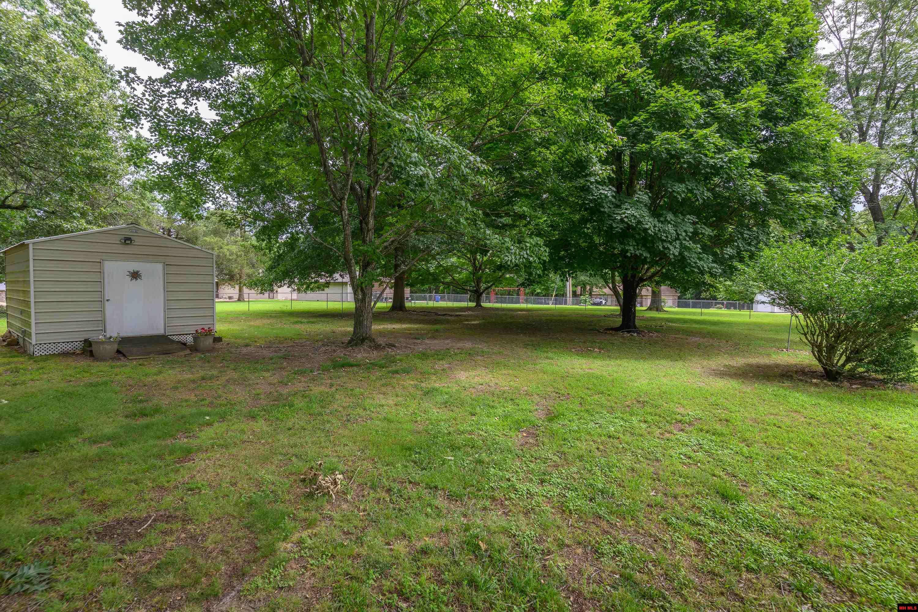 53 CHERRY BLOSSOM DRIVE Mountain Home, AR