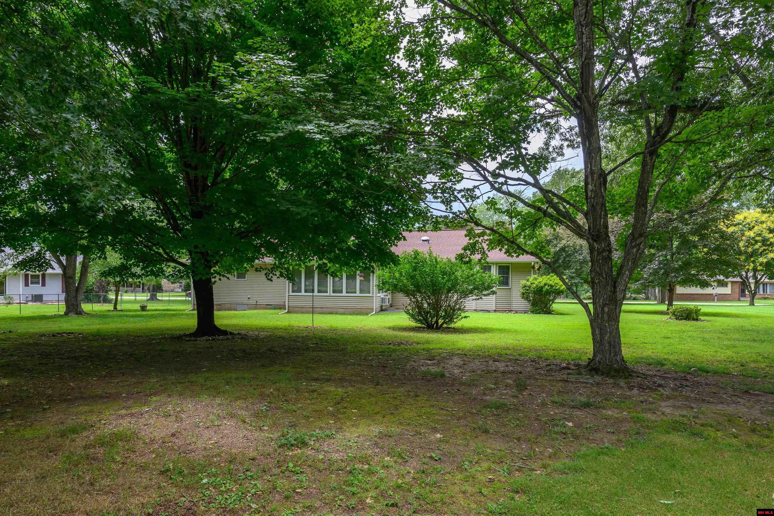 53 CHERRY BLOSSOM DRIVE Mountain Home, AR