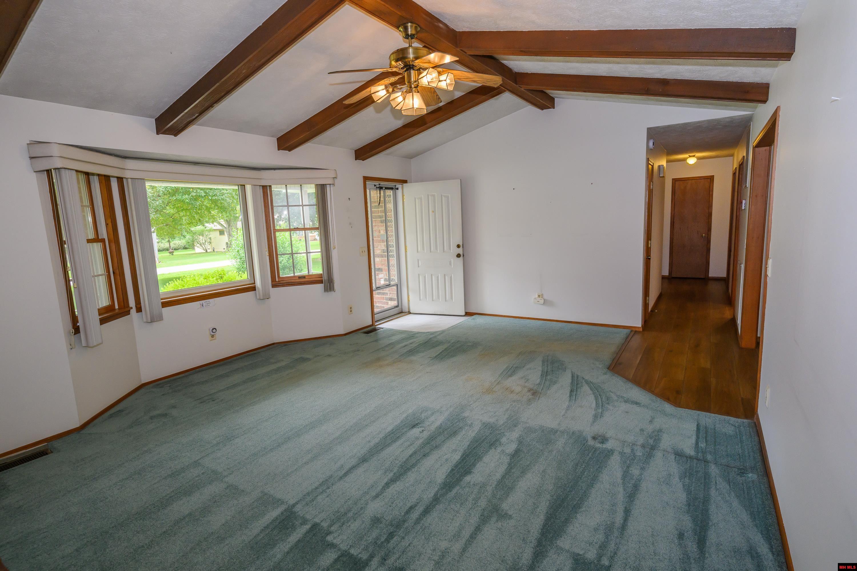53 CHERRY BLOSSOM DRIVE Mountain Home, AR