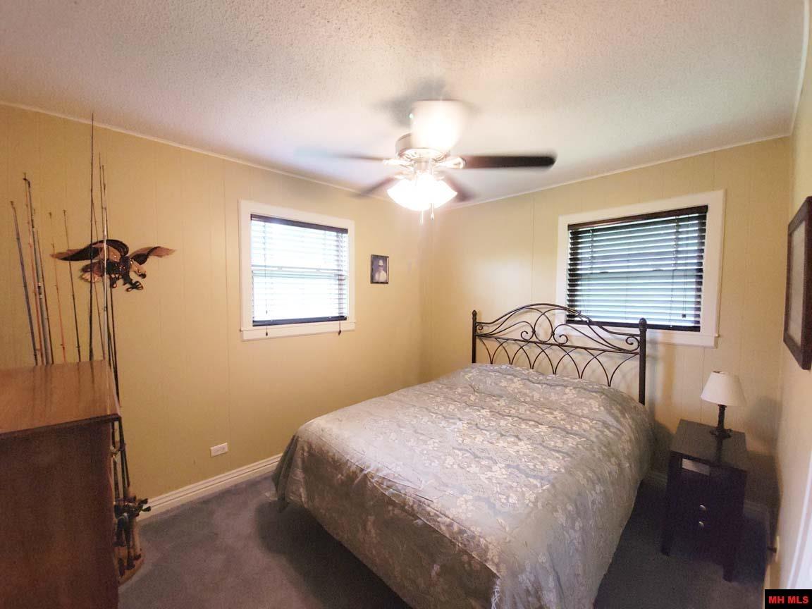 1345 SYCAMORE SPRINGS ROAD Mountain Home, AR