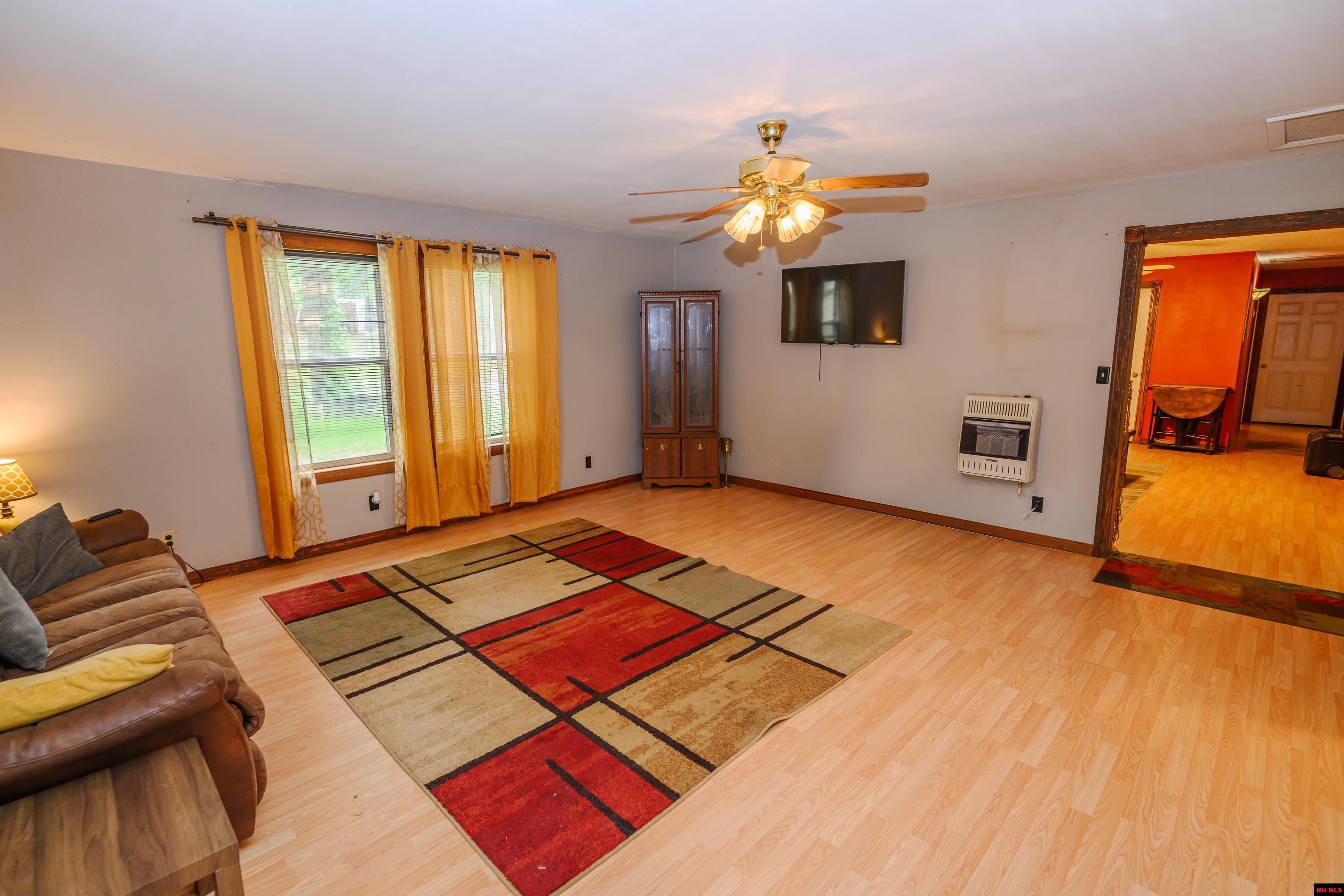 226 DEER PARK LOOP Mountain Home, AR