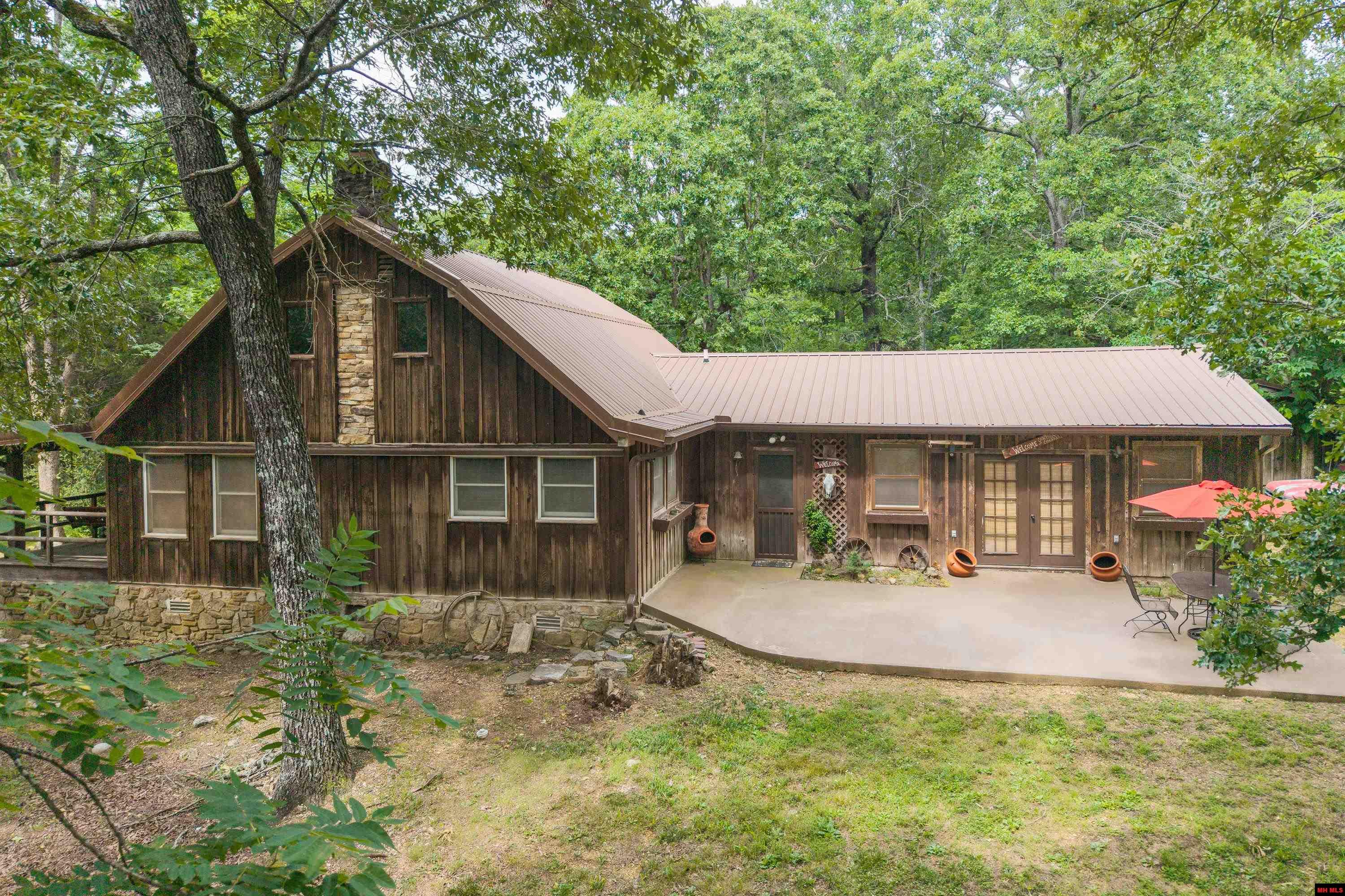 4409 Pleasant Valley Road