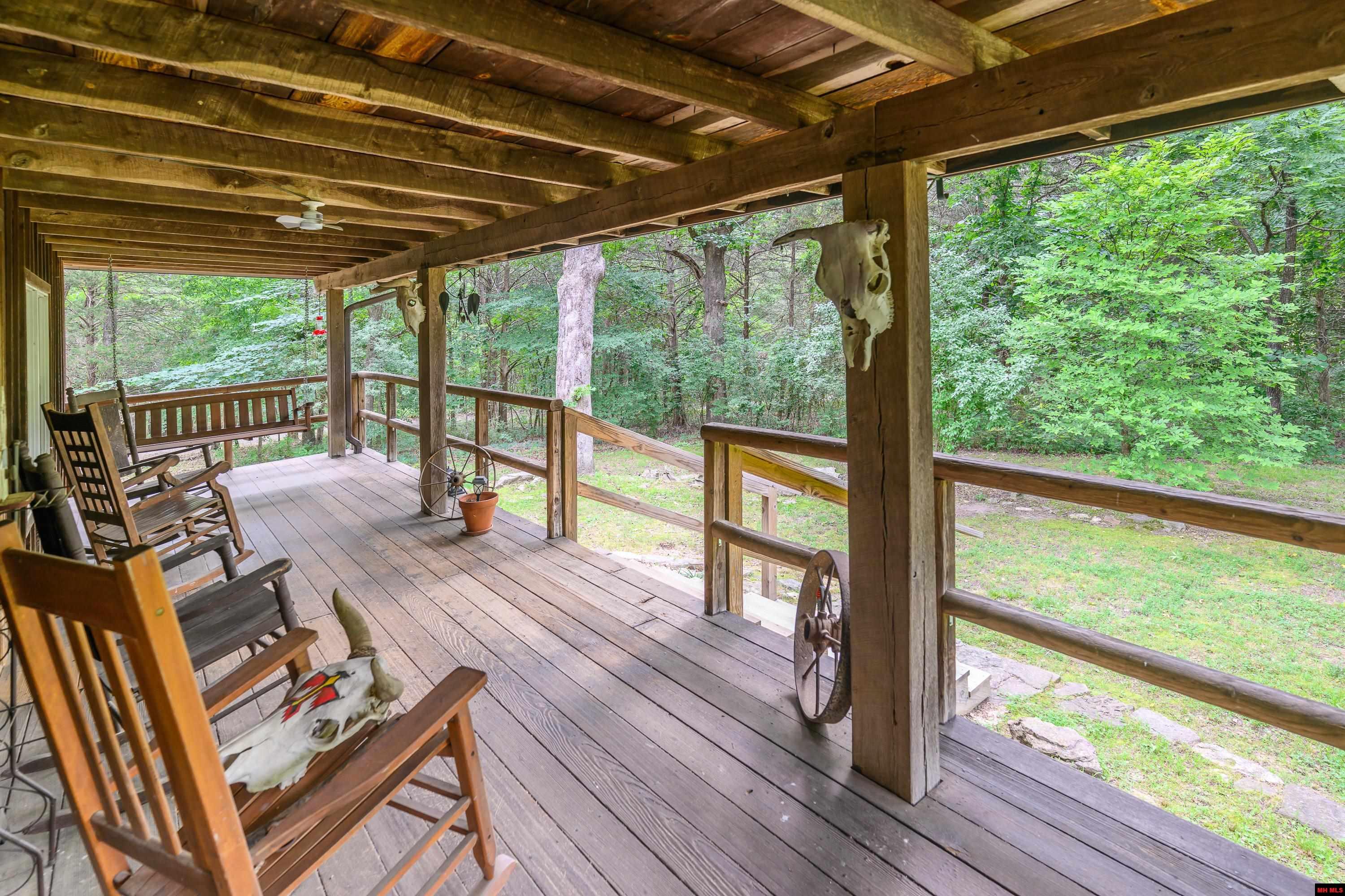 4409 Pleasant Valley Road