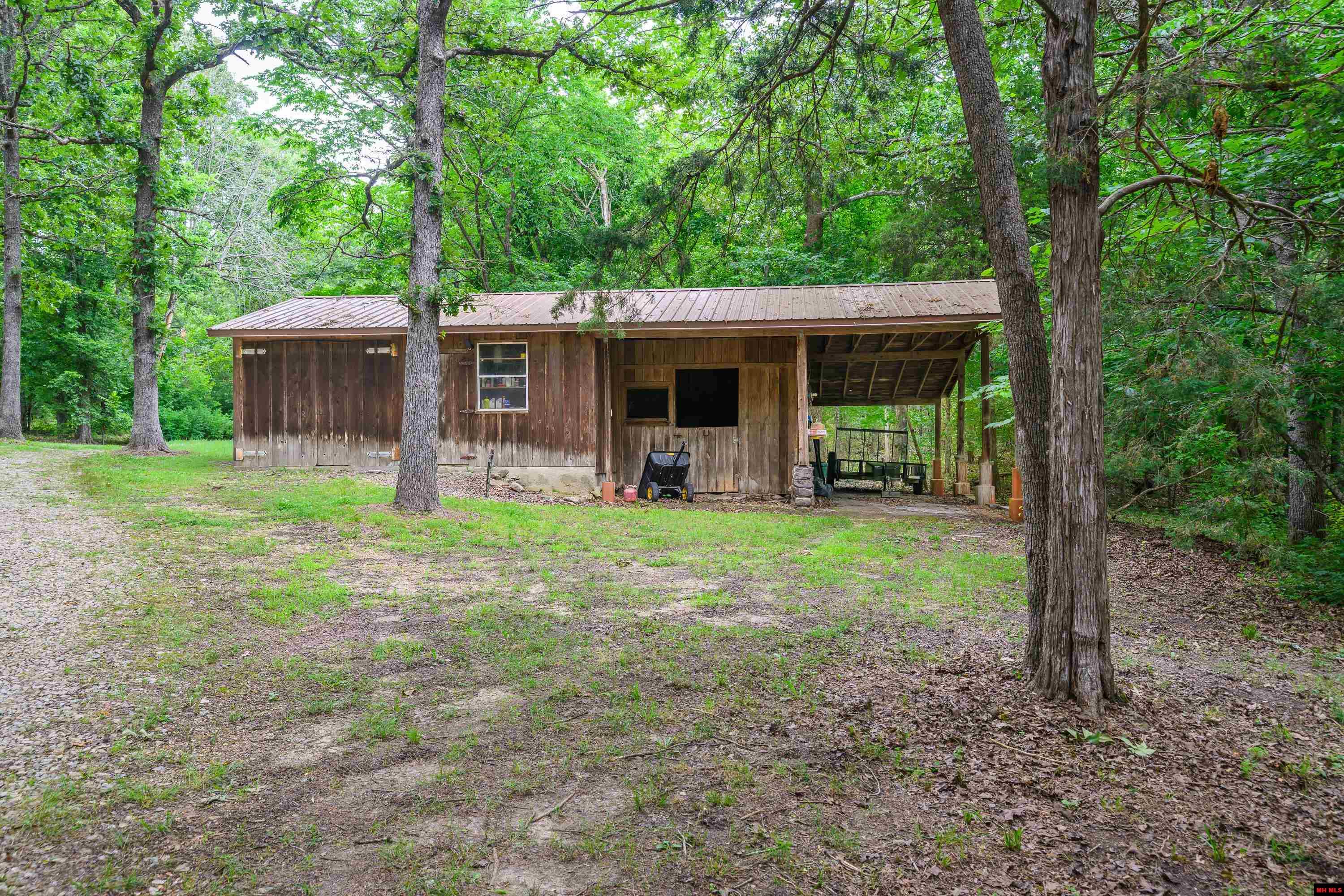 4409 Pleasant Valley Road