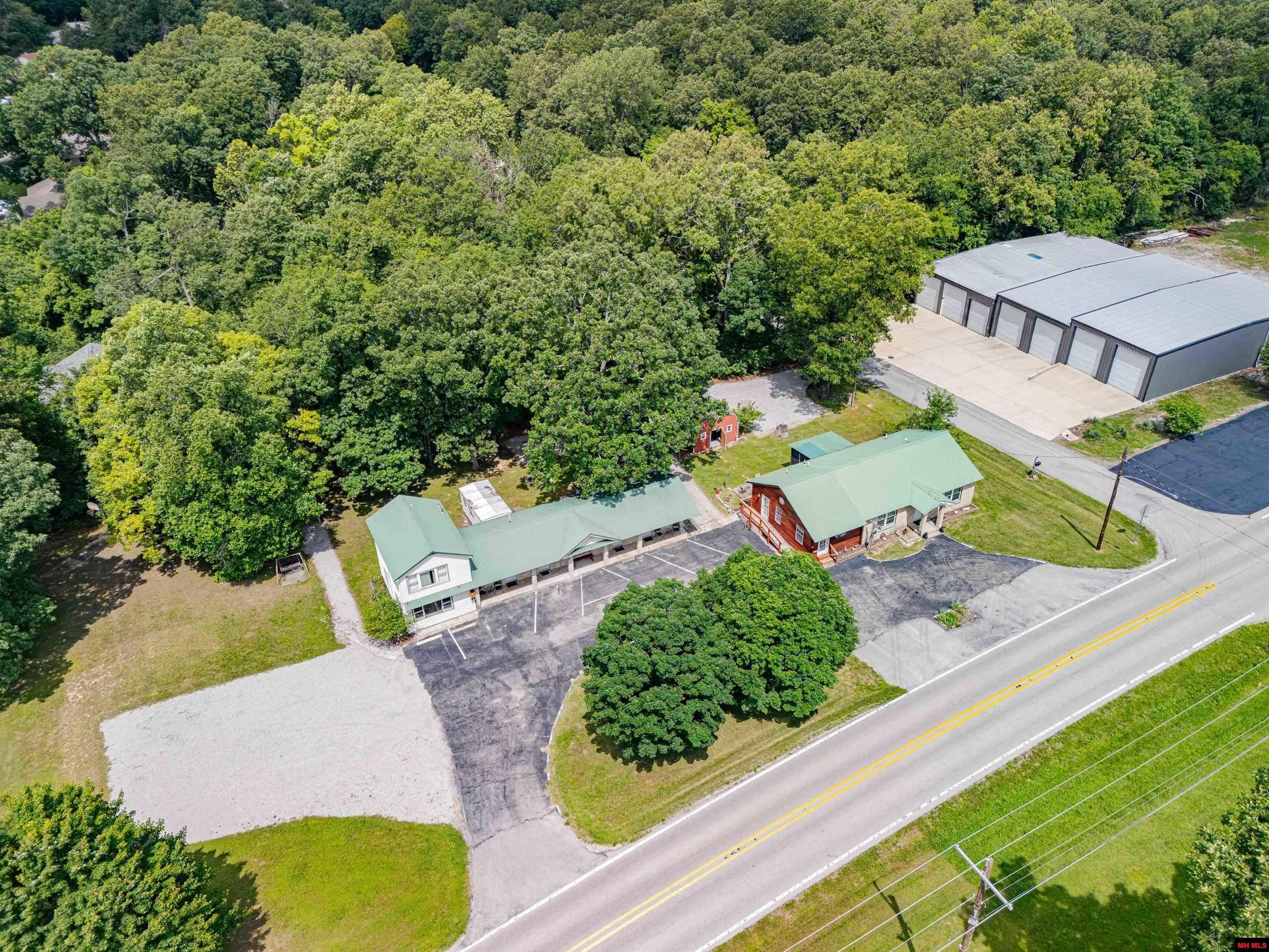 1203 BULL SHOALS DAM BOULEVARD Bull Shoals, AR