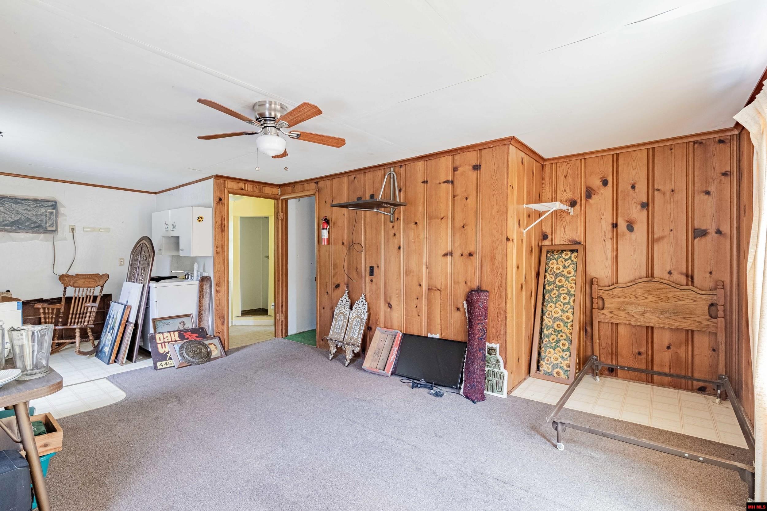 1203 BULL SHOALS DAM BOULEVARD Bull Shoals, AR